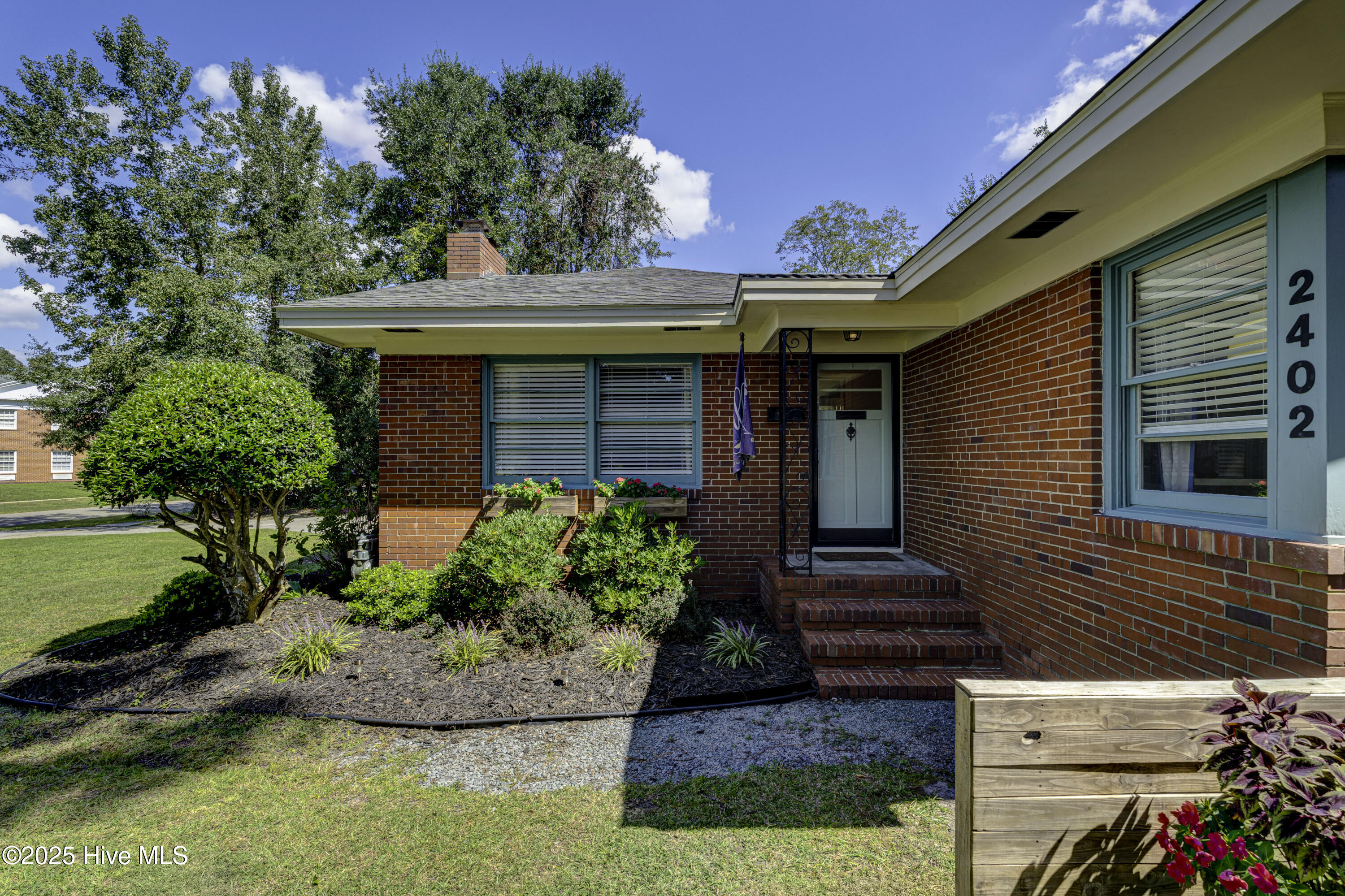 2402 Belvedere Drive