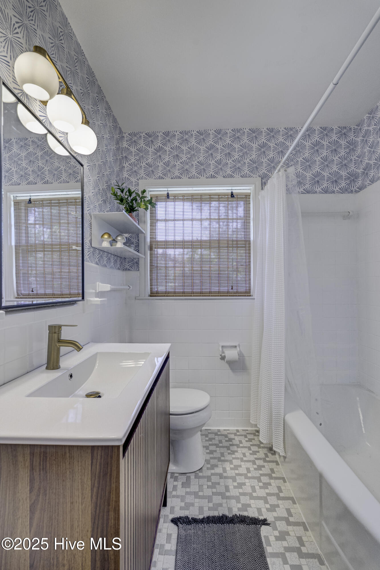 2402 Belvedere Drive