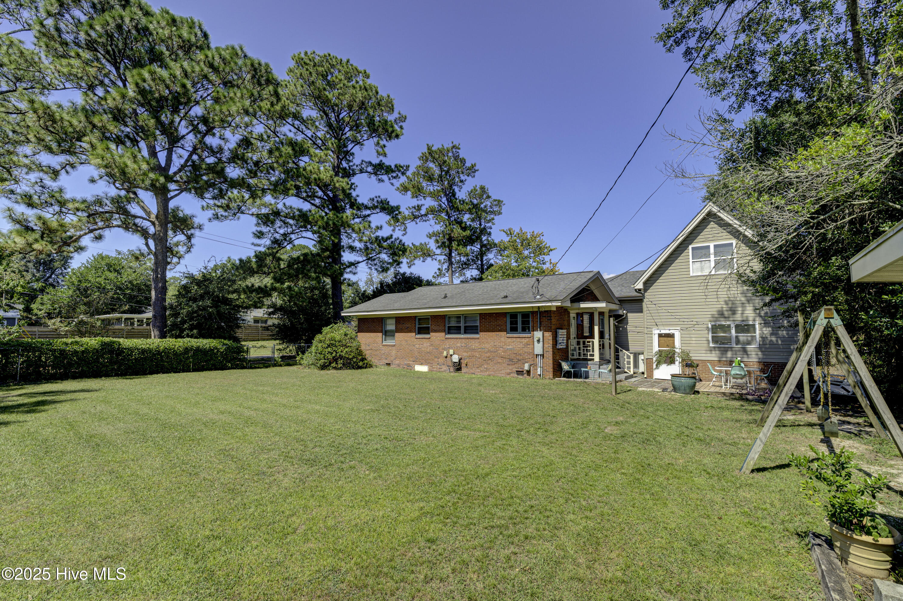 2402 Belvedere Drive