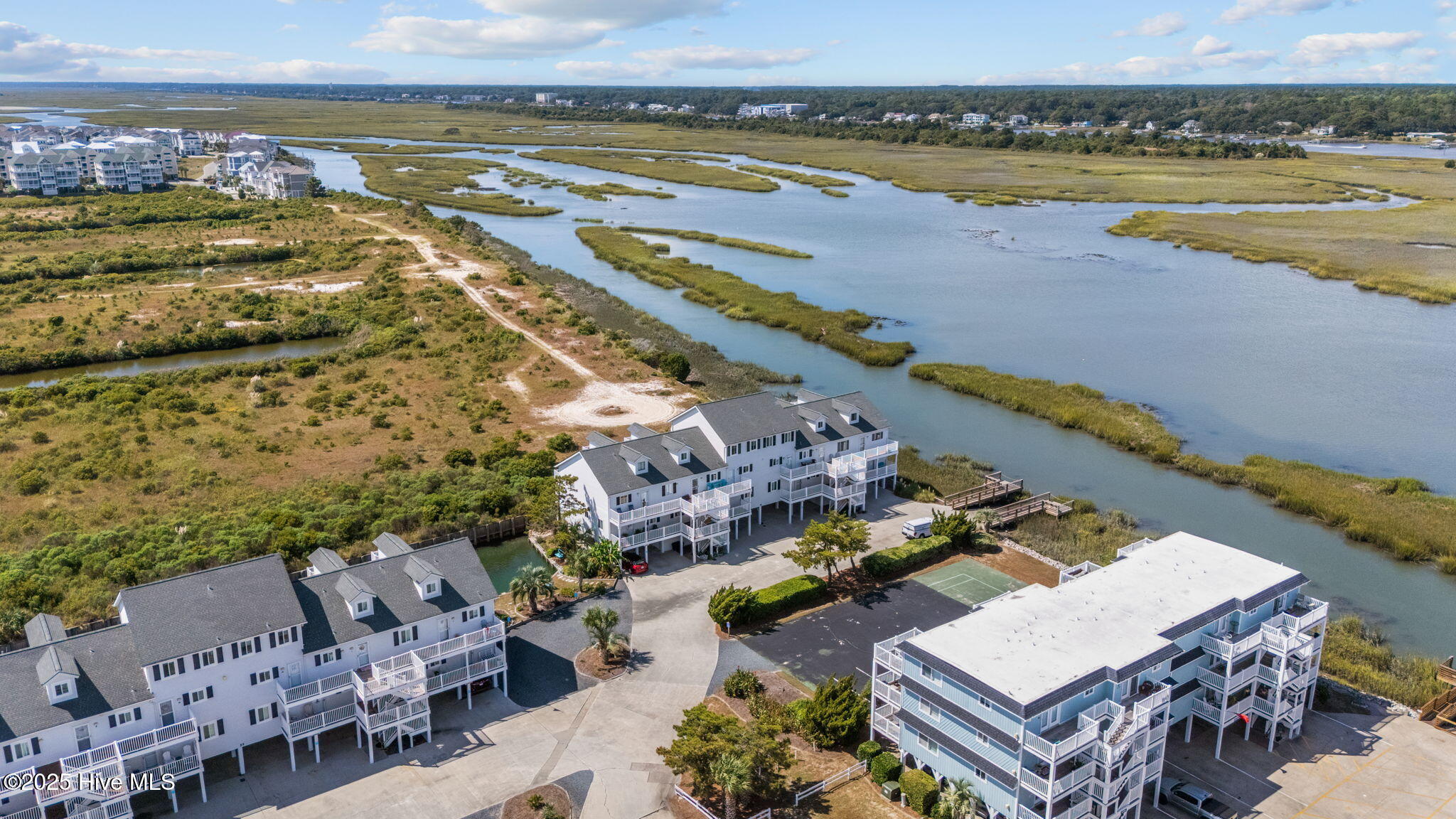 30 Beaufort Street, # J, Ocean Isle Beach Unit: # J