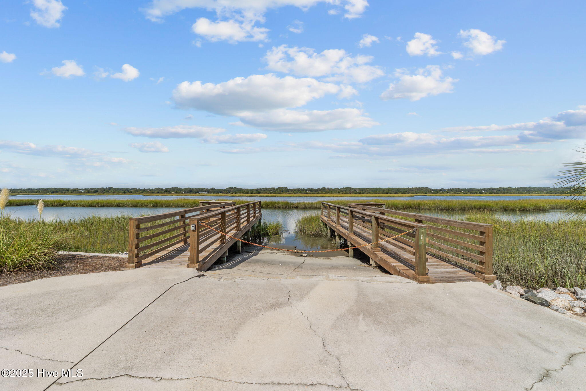 30 Beaufort Street, # J, Ocean Isle Beach Unit: # J