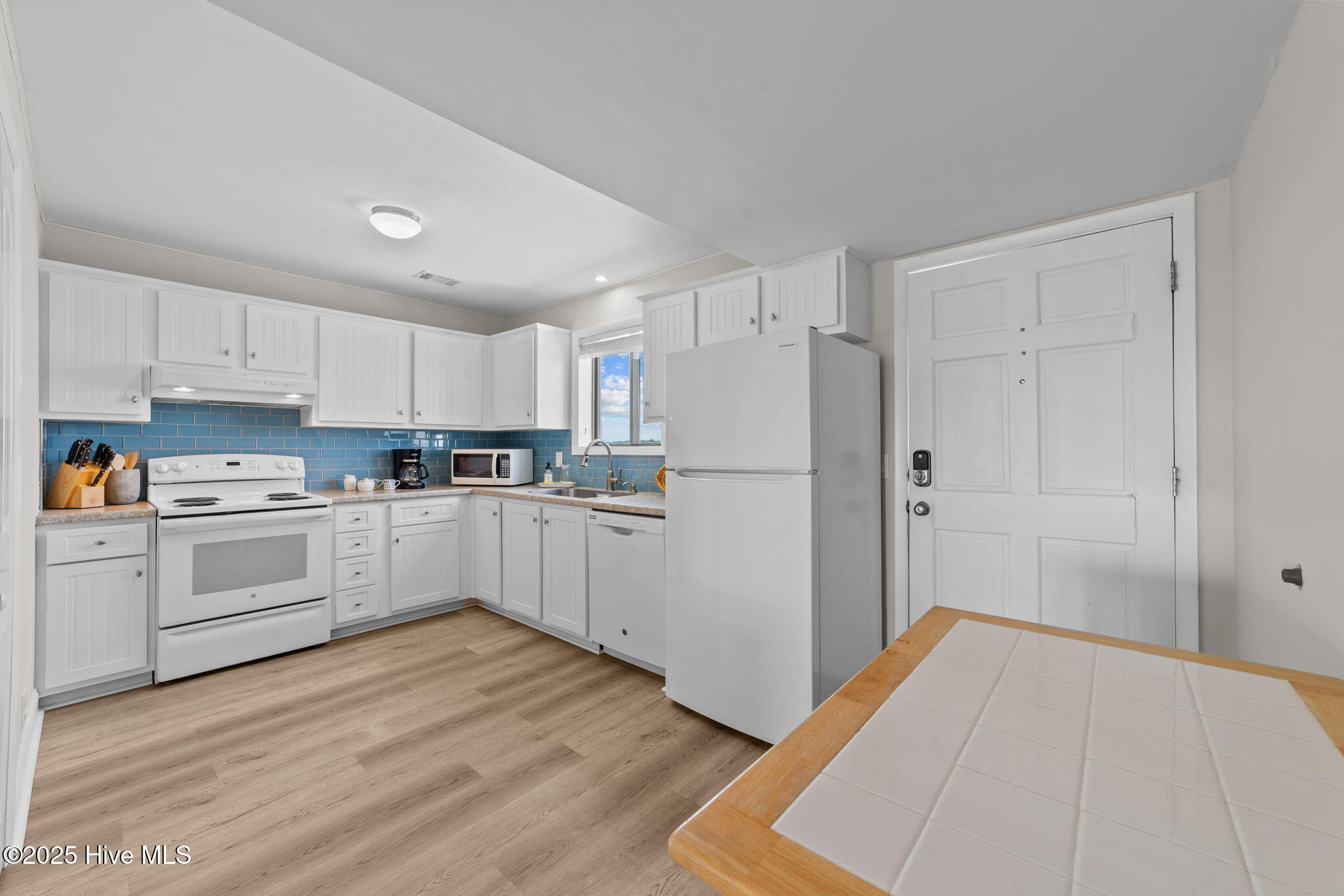 30 Beaufort Street, # J, Ocean Isle Beach Unit: # J