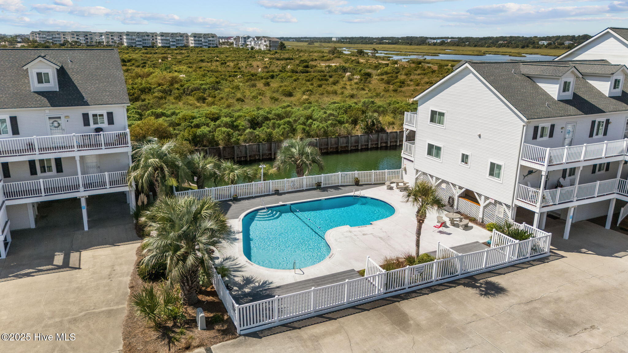30 Beaufort Street, # J, Ocean Isle Beach Unit: # J
