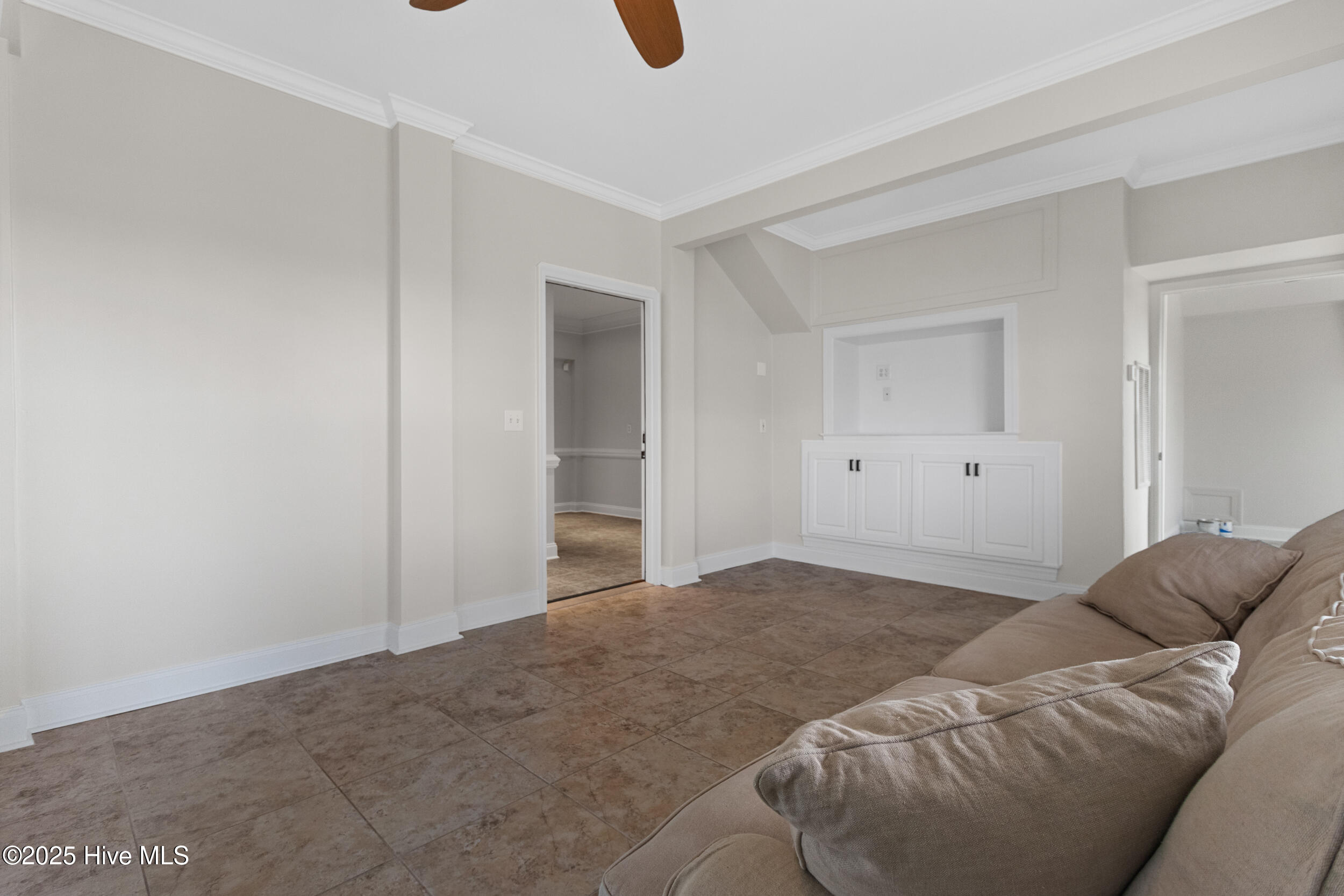 1030 Waterview Court