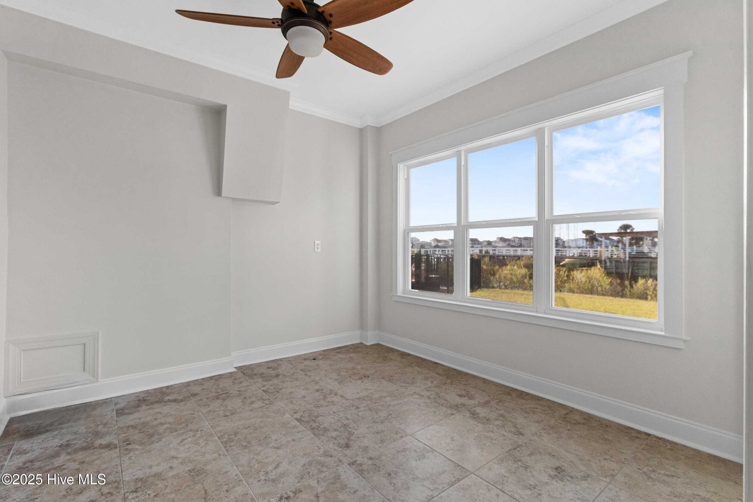 1030 Waterview Court