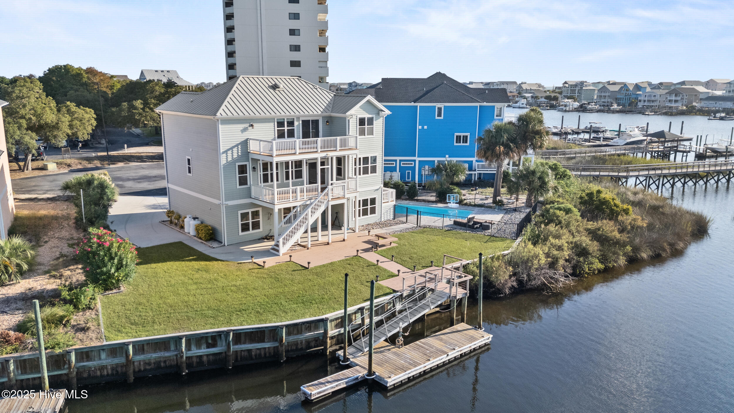 1030 Waterview Court