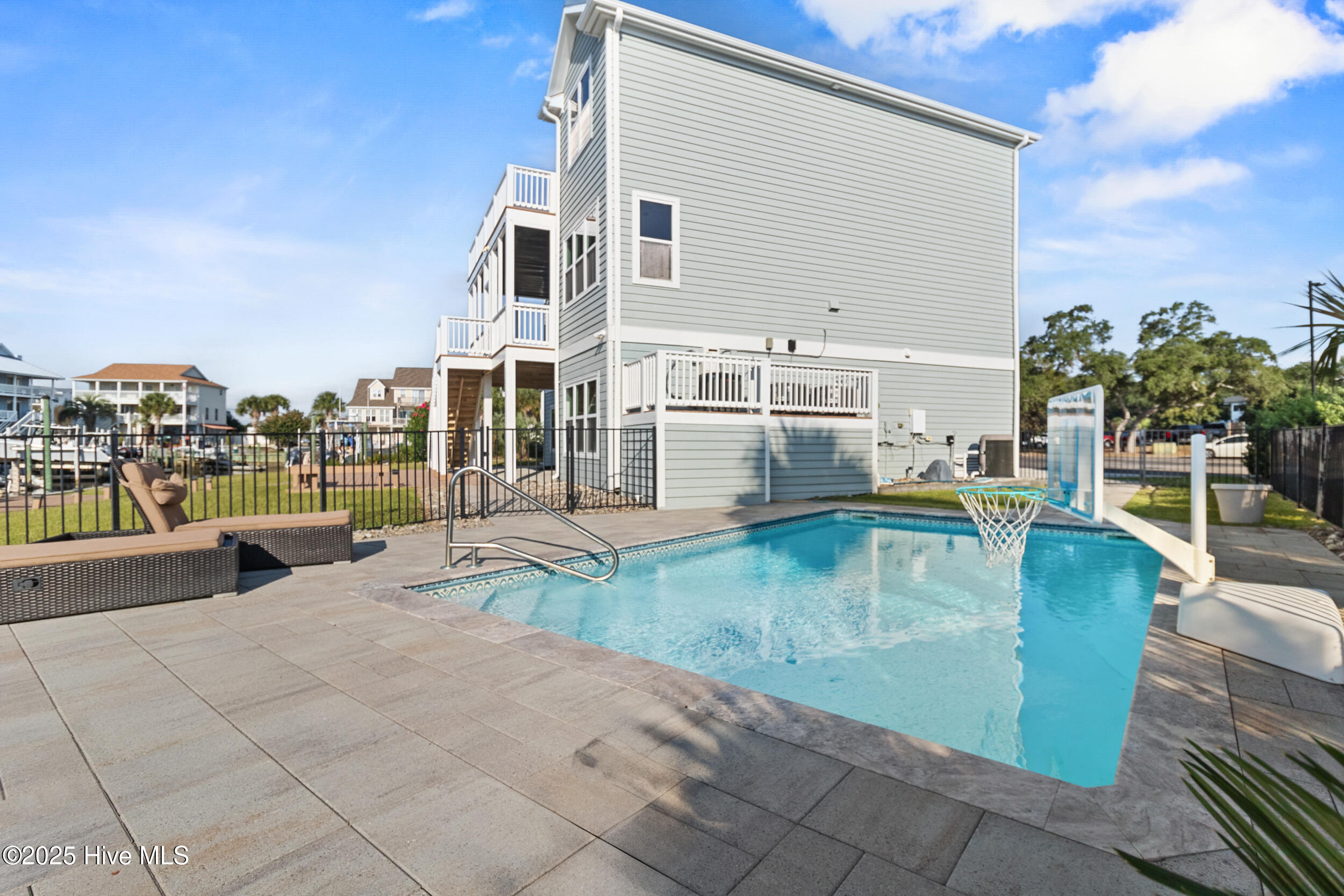 1030 Waterview Court