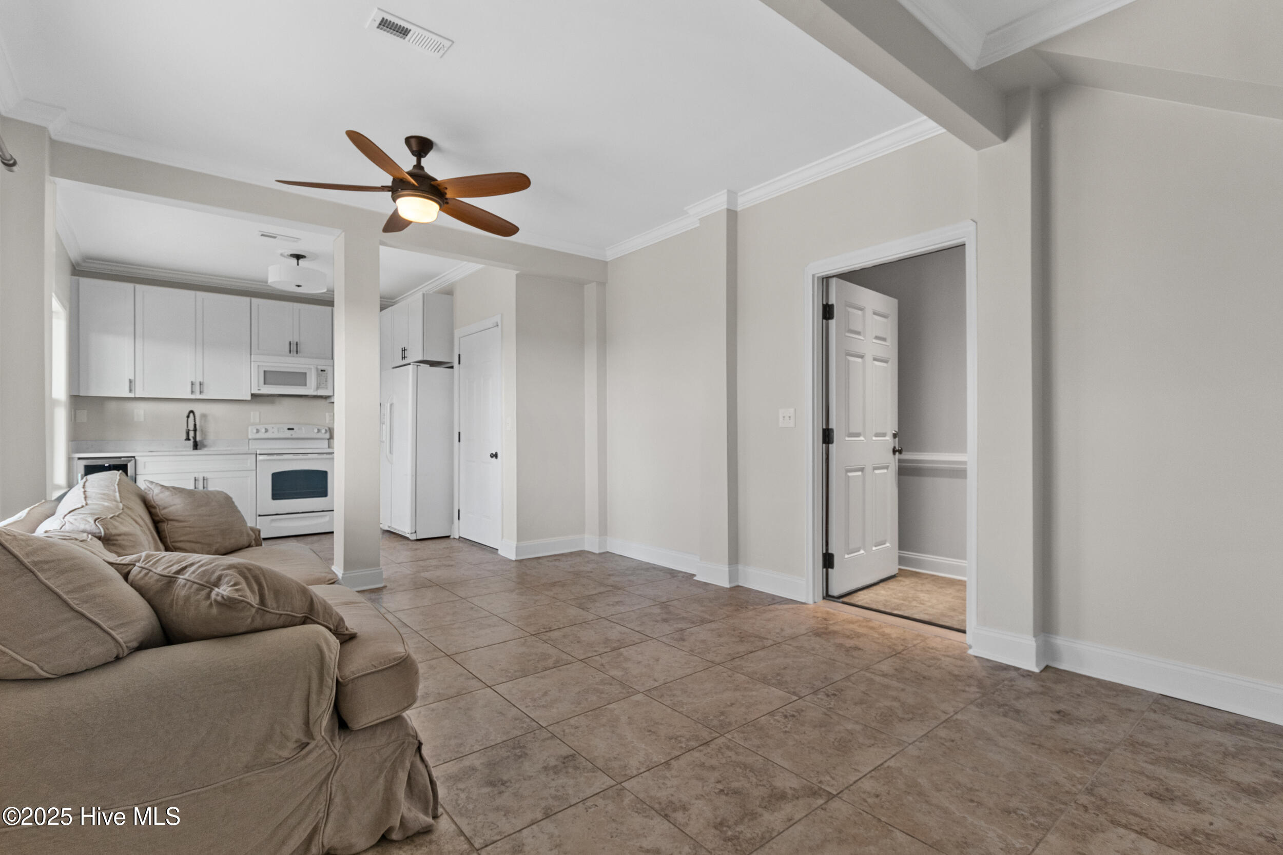 1030 Waterview Court