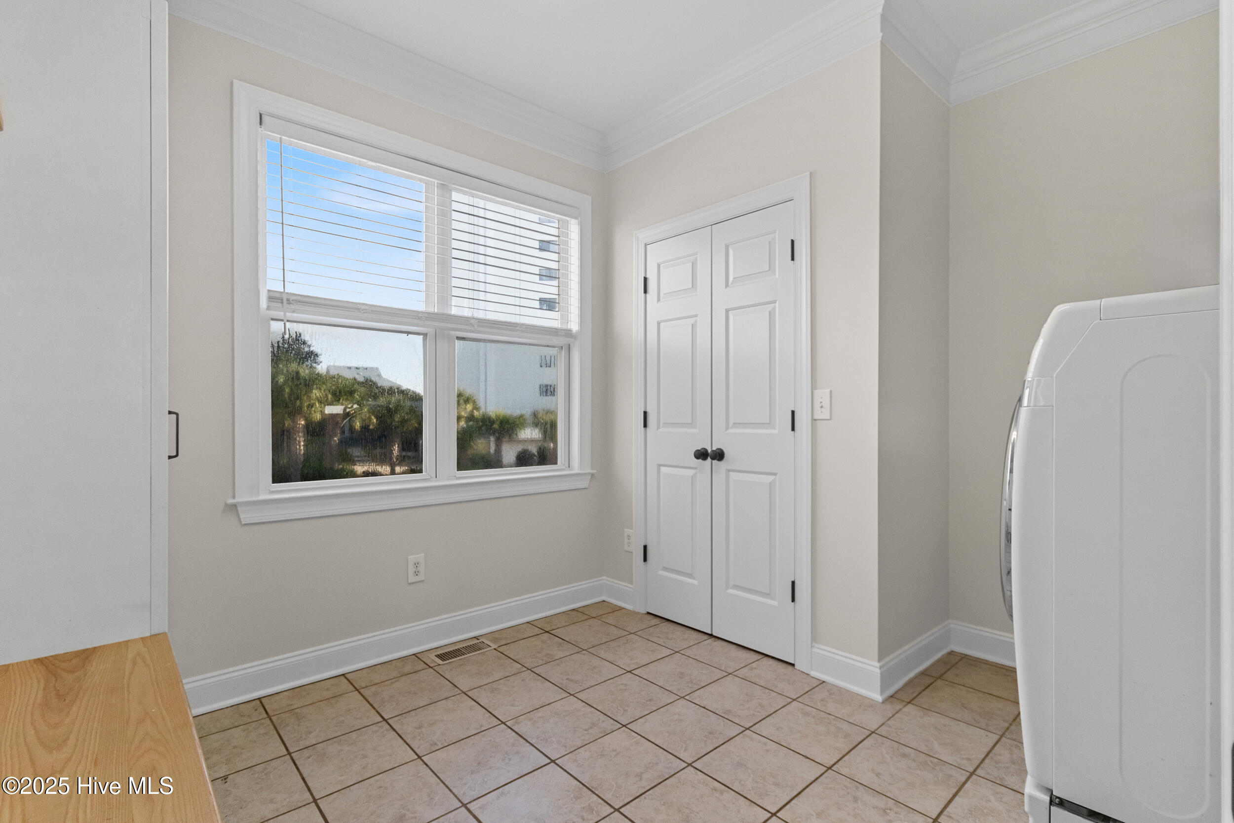 1030 Waterview Court