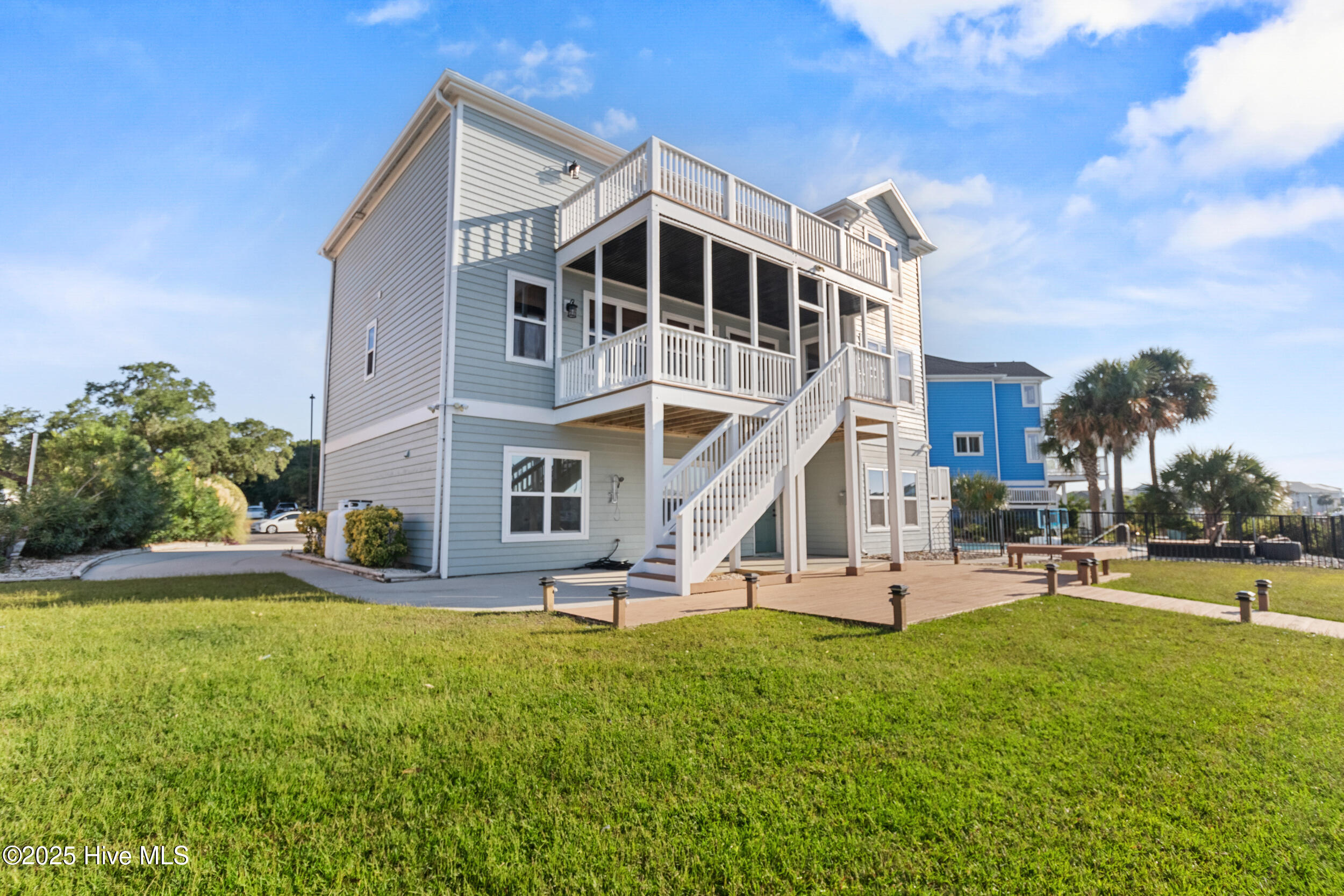 1030 Waterview Court