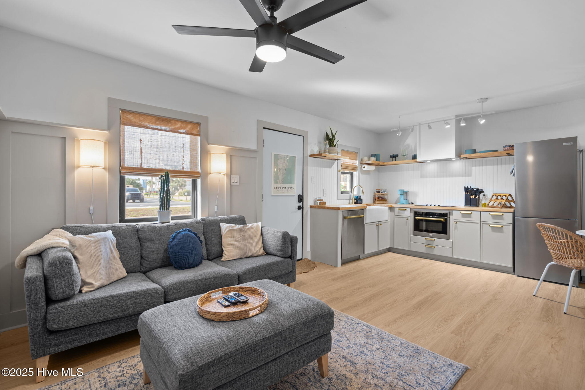 1603 Lake Park Boulevard S