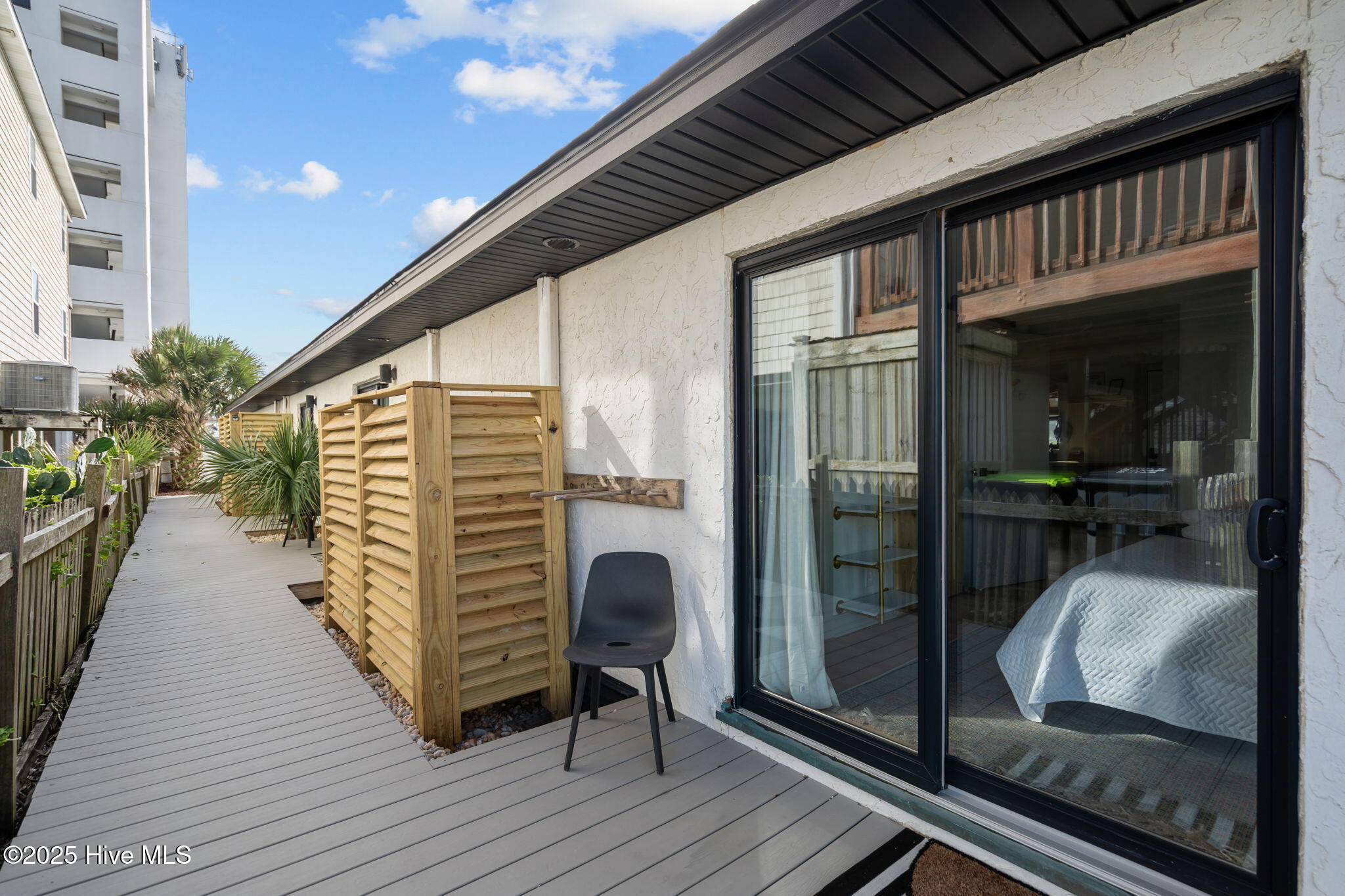 1603 Lake Park Boulevard S