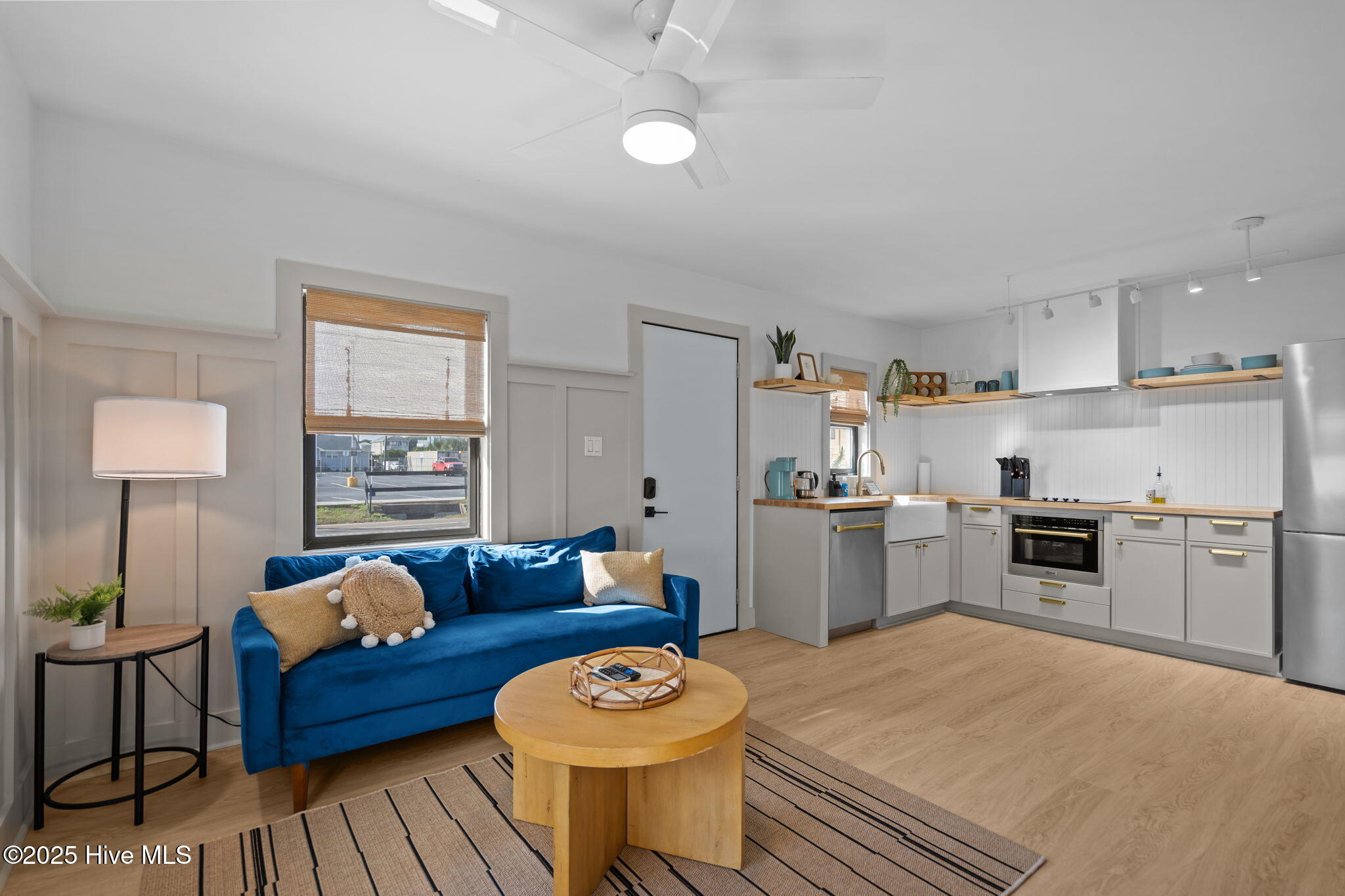 1603 Lake Park Boulevard S