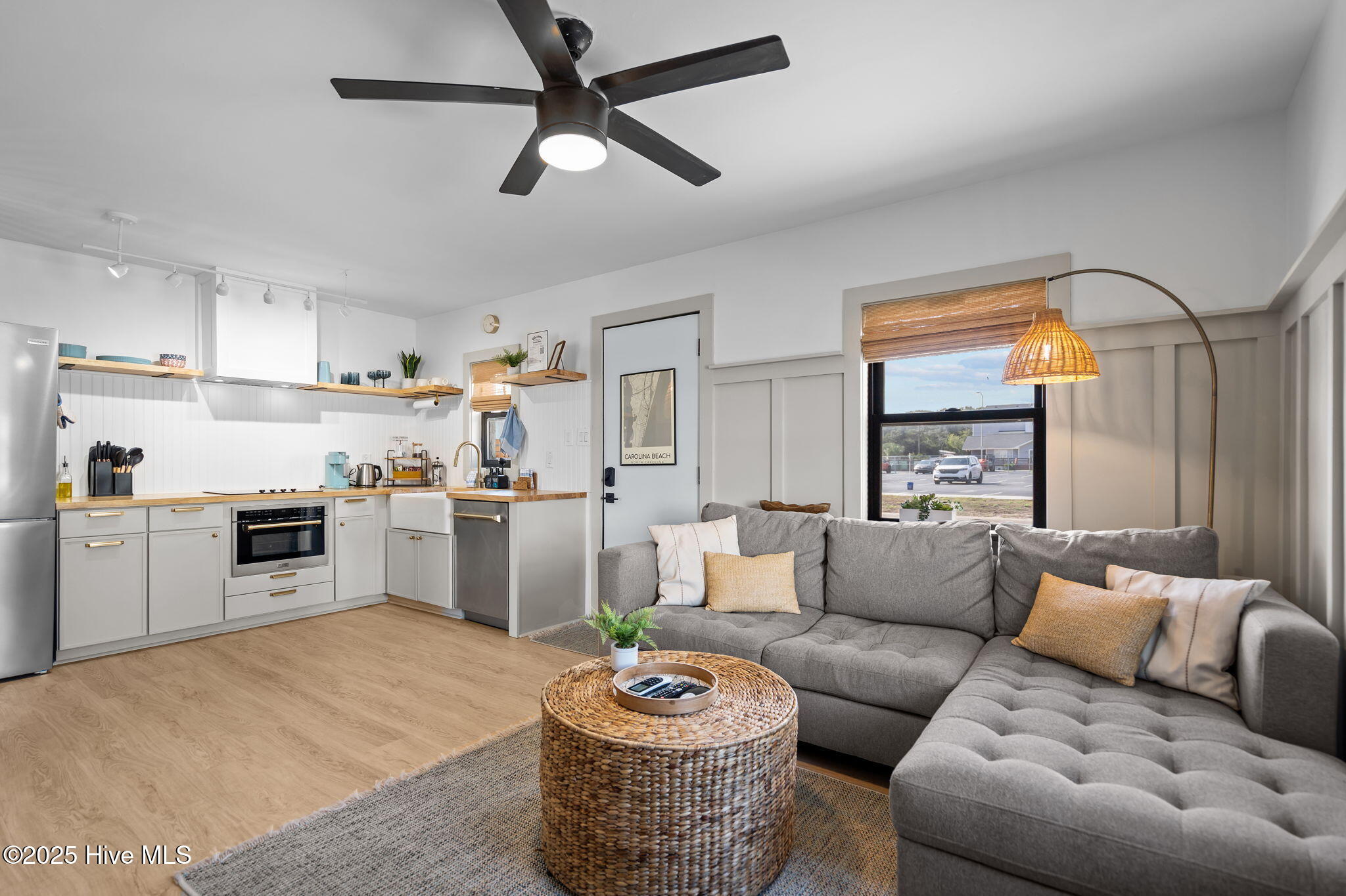 1603 Lake Park Boulevard S