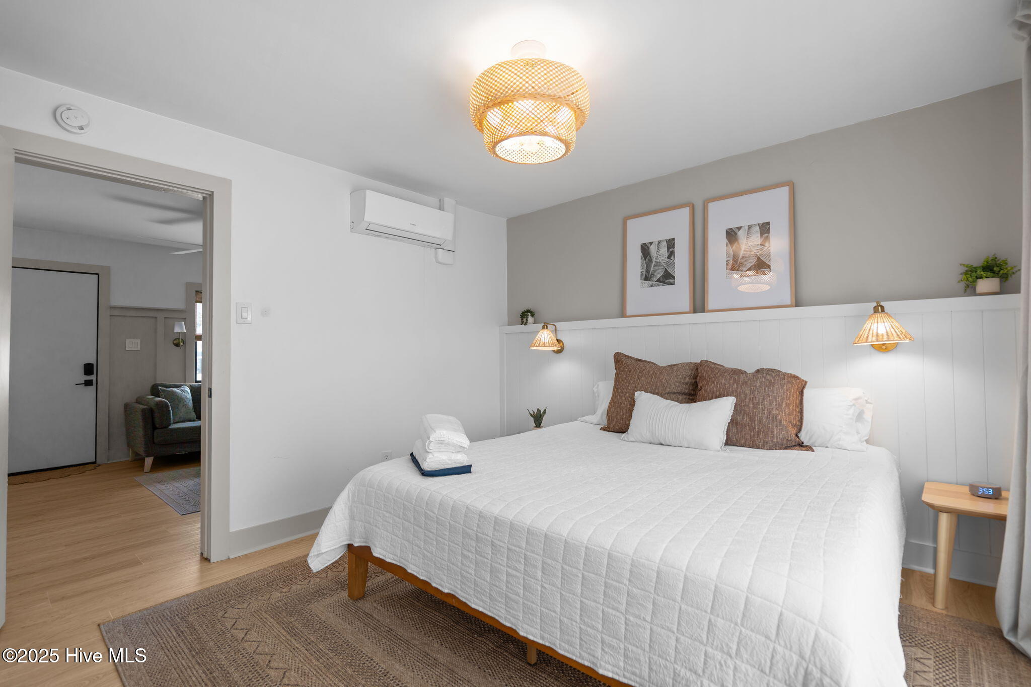 1603 Lake Park Boulevard S