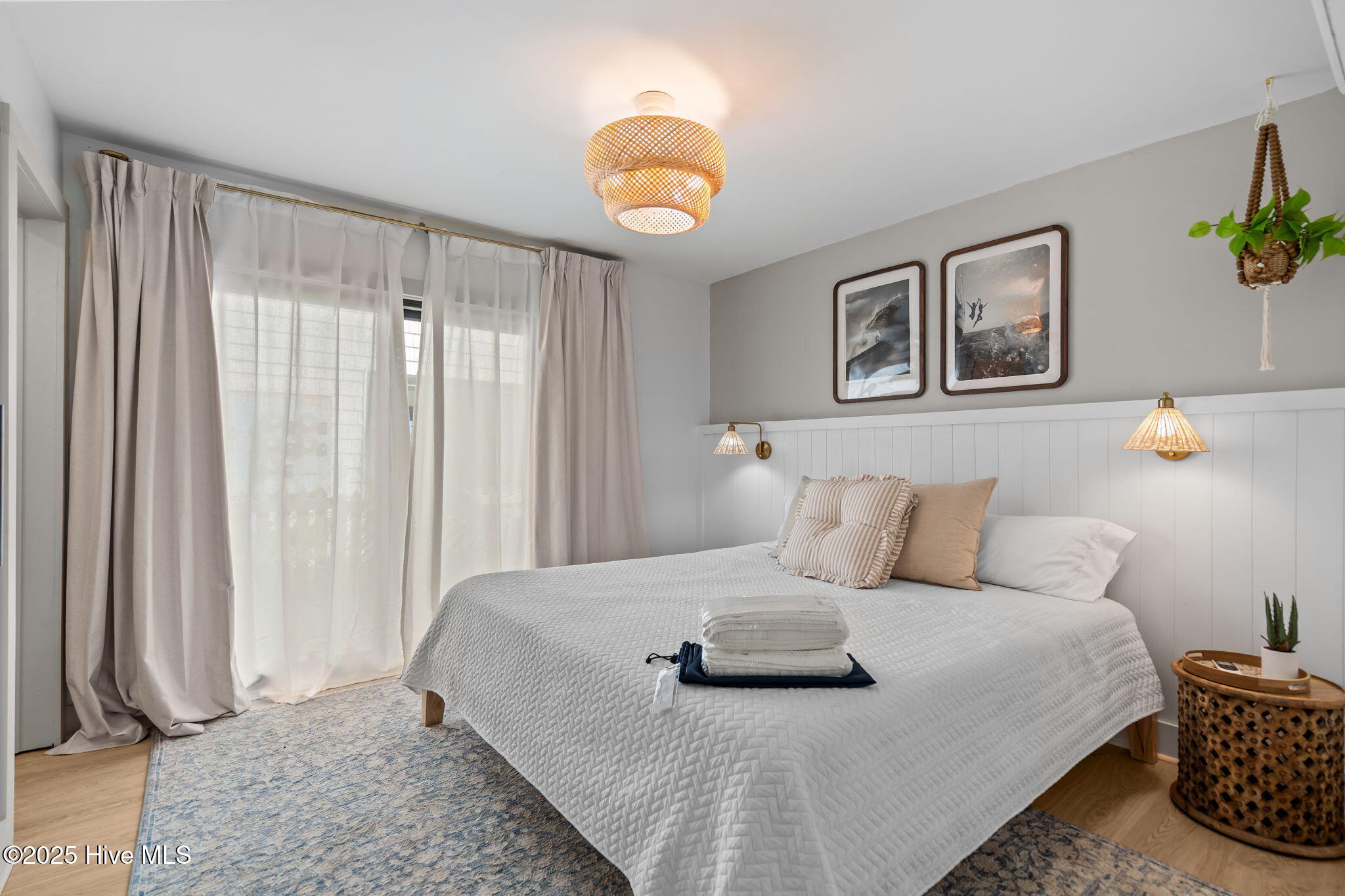 1603 Lake Park Boulevard S