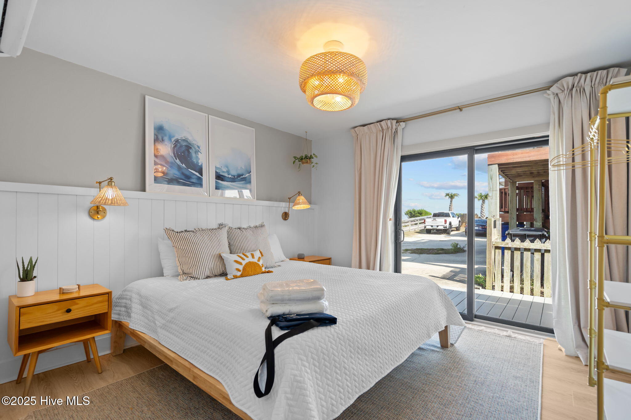 1603 Lake Park Boulevard S