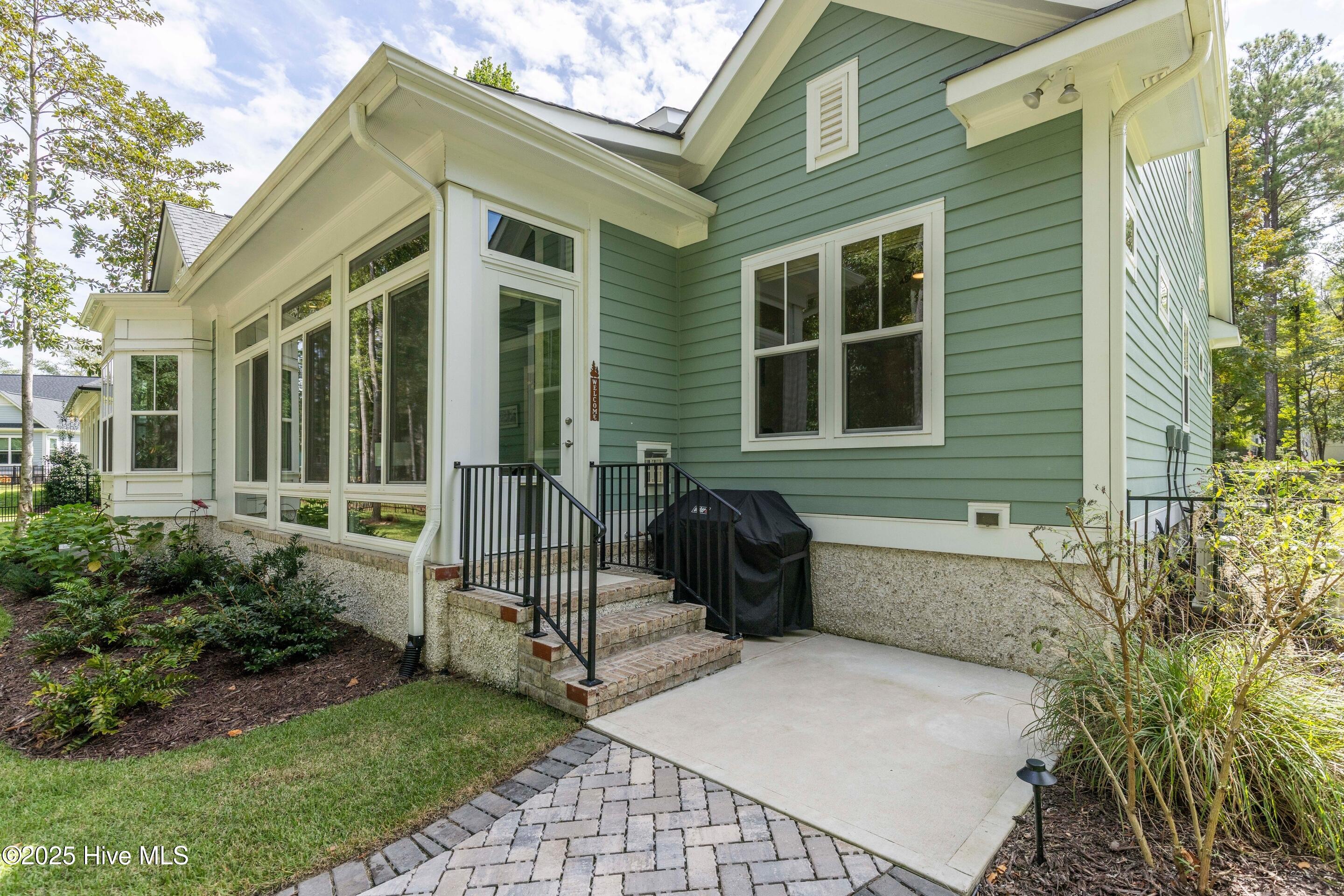 157 Kerr Landing Drive