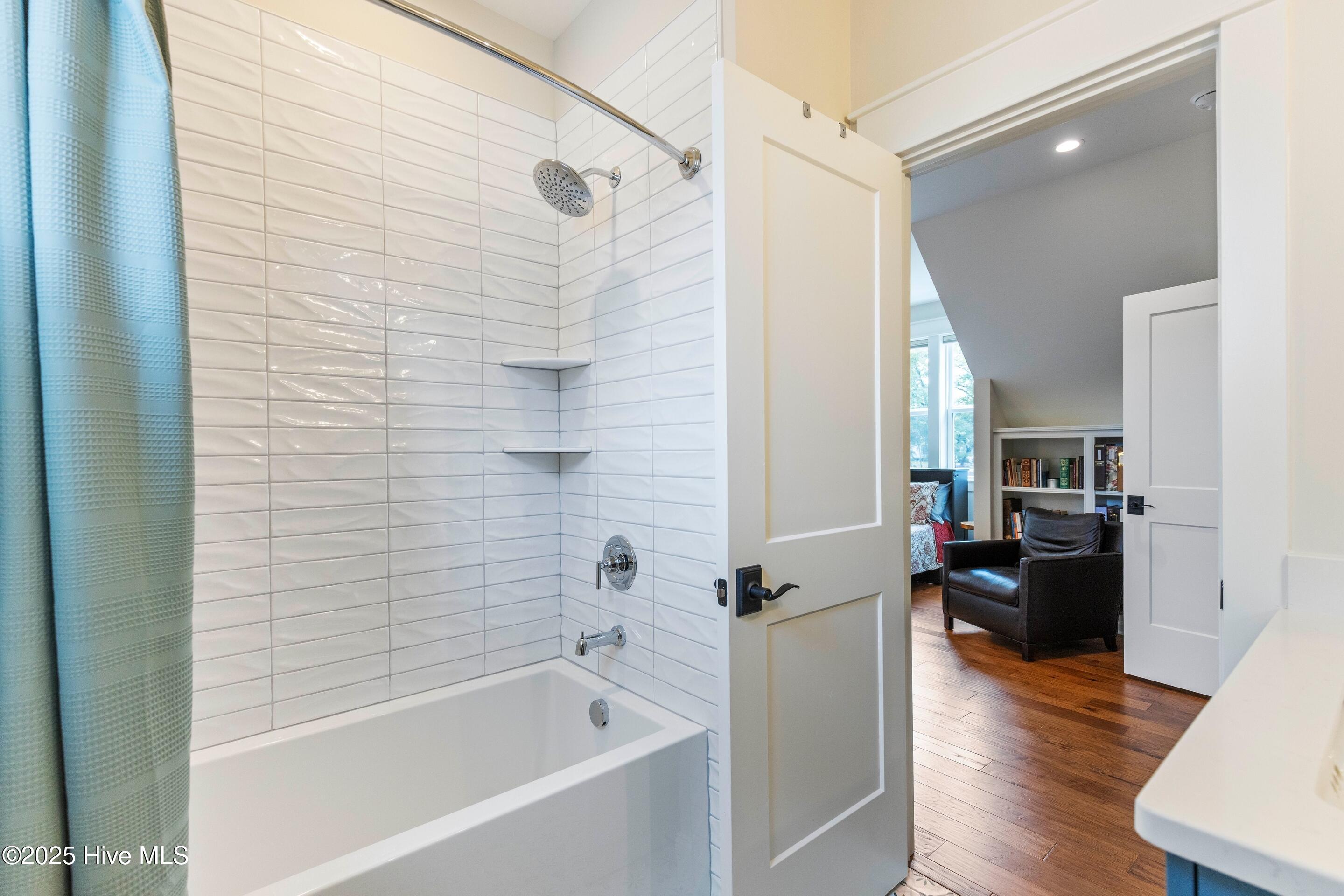 157 Kerr Landing Drive