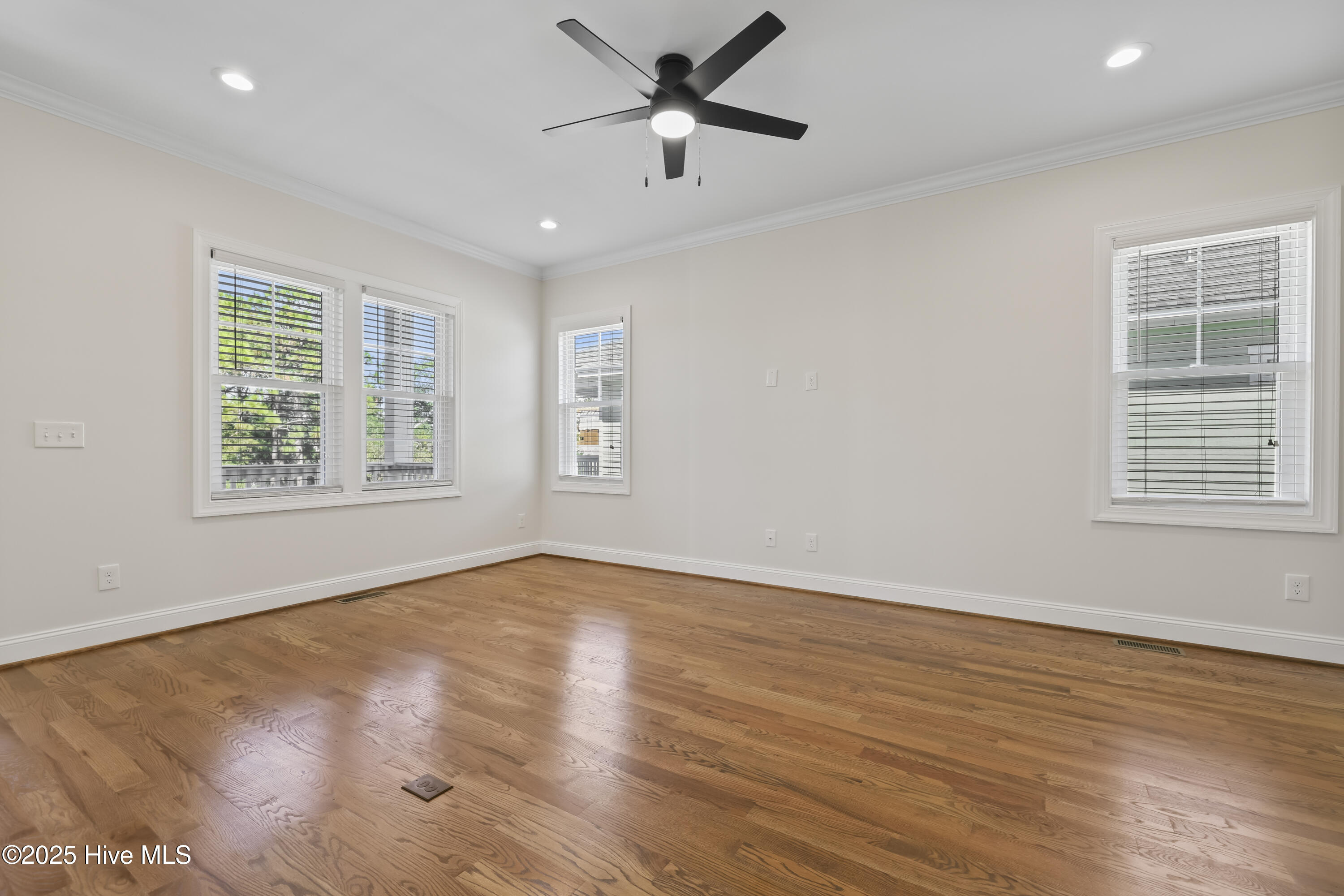 805 S South Carolina Avenue