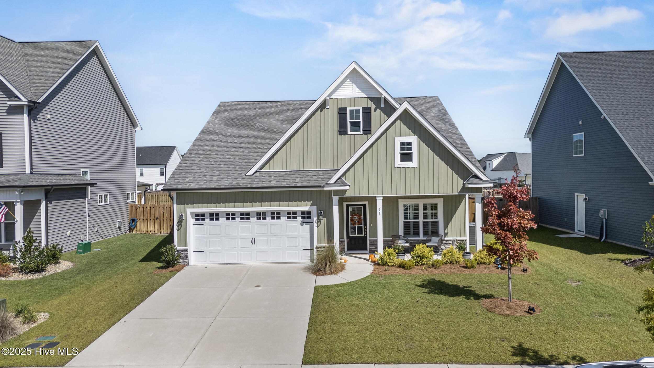 209 W West Yellow Lois Drive