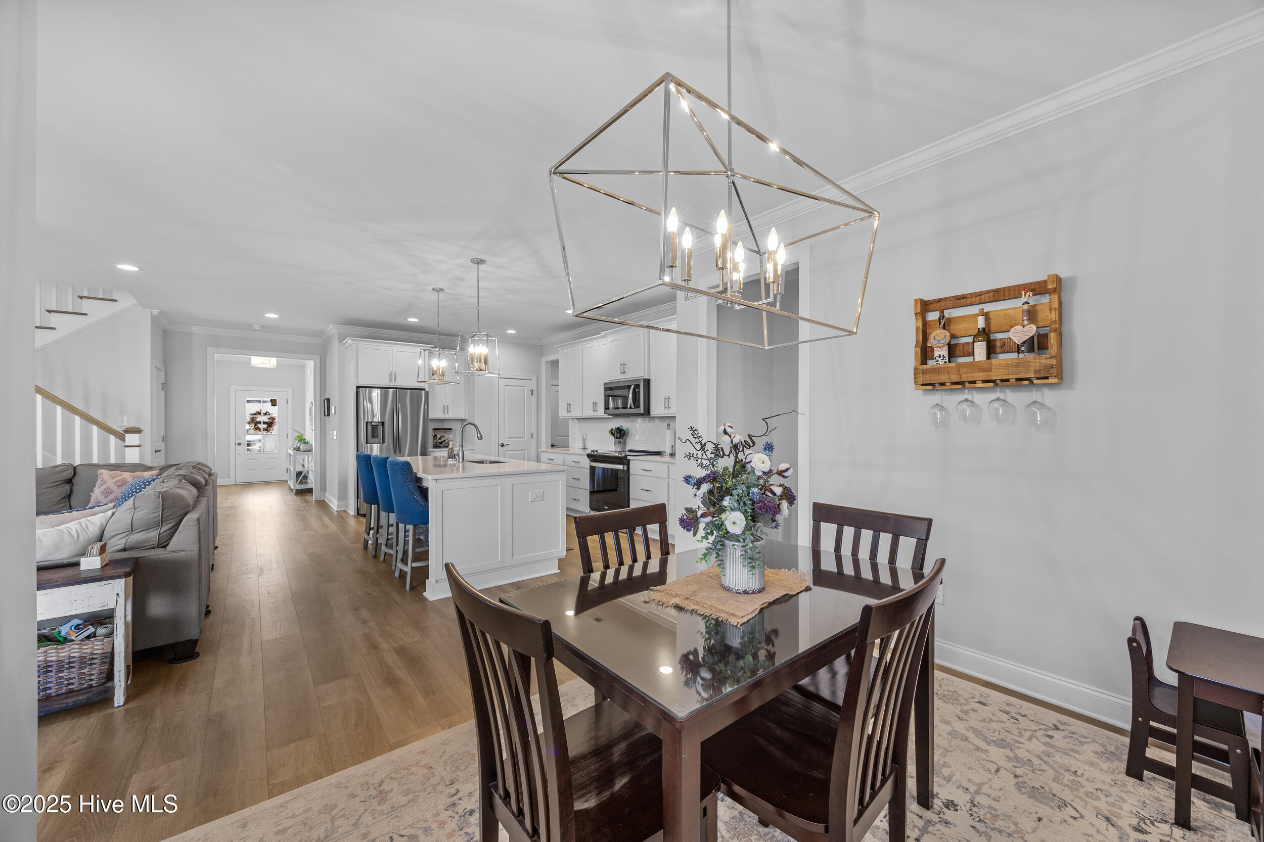 209 W West Yellow Lois Drive