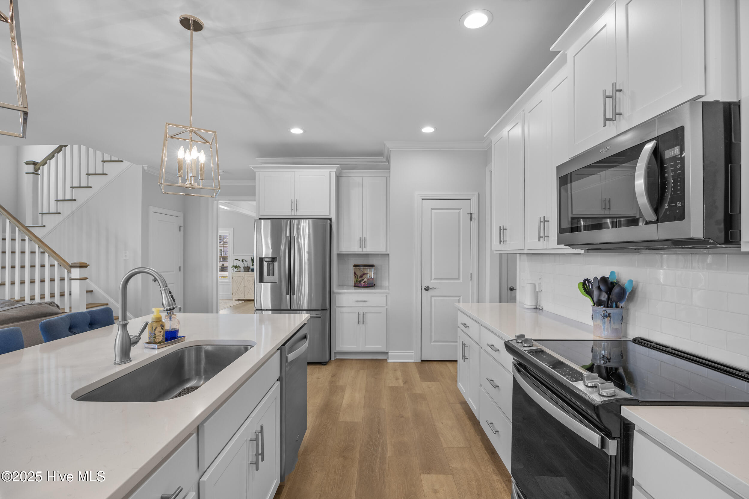 209 W West Yellow Lois Drive