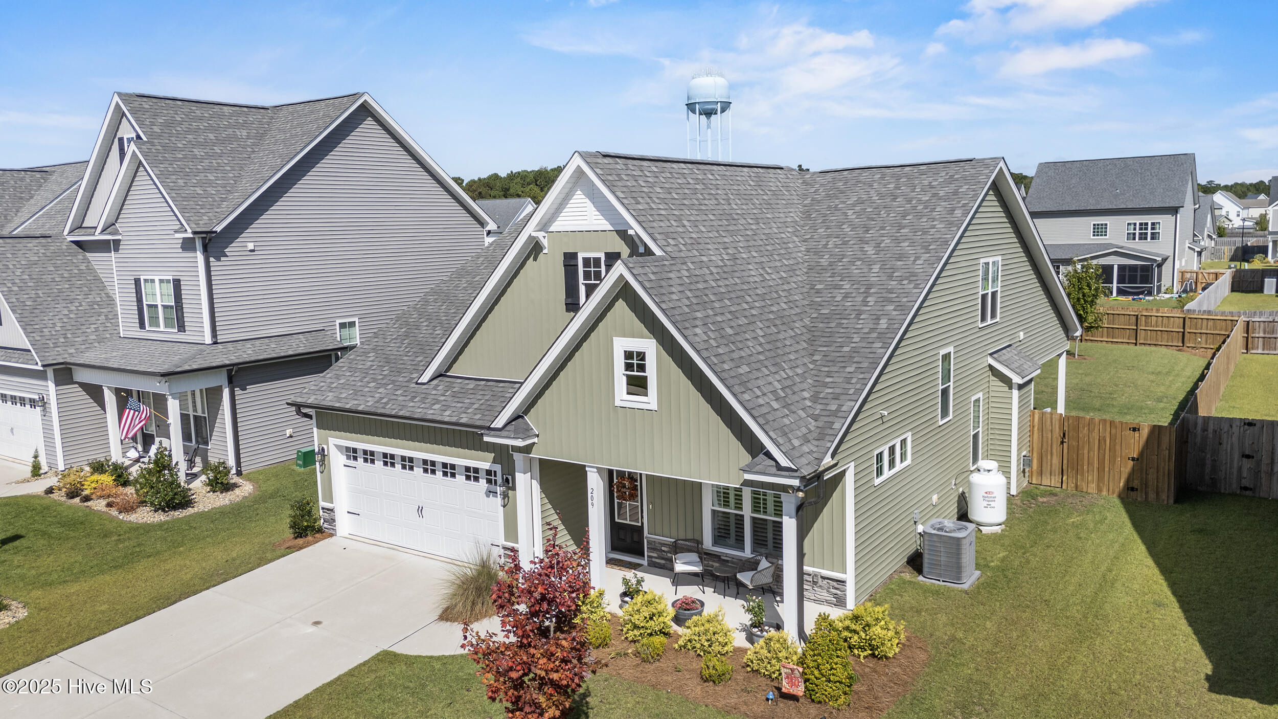 209 W West Yellow Lois Drive