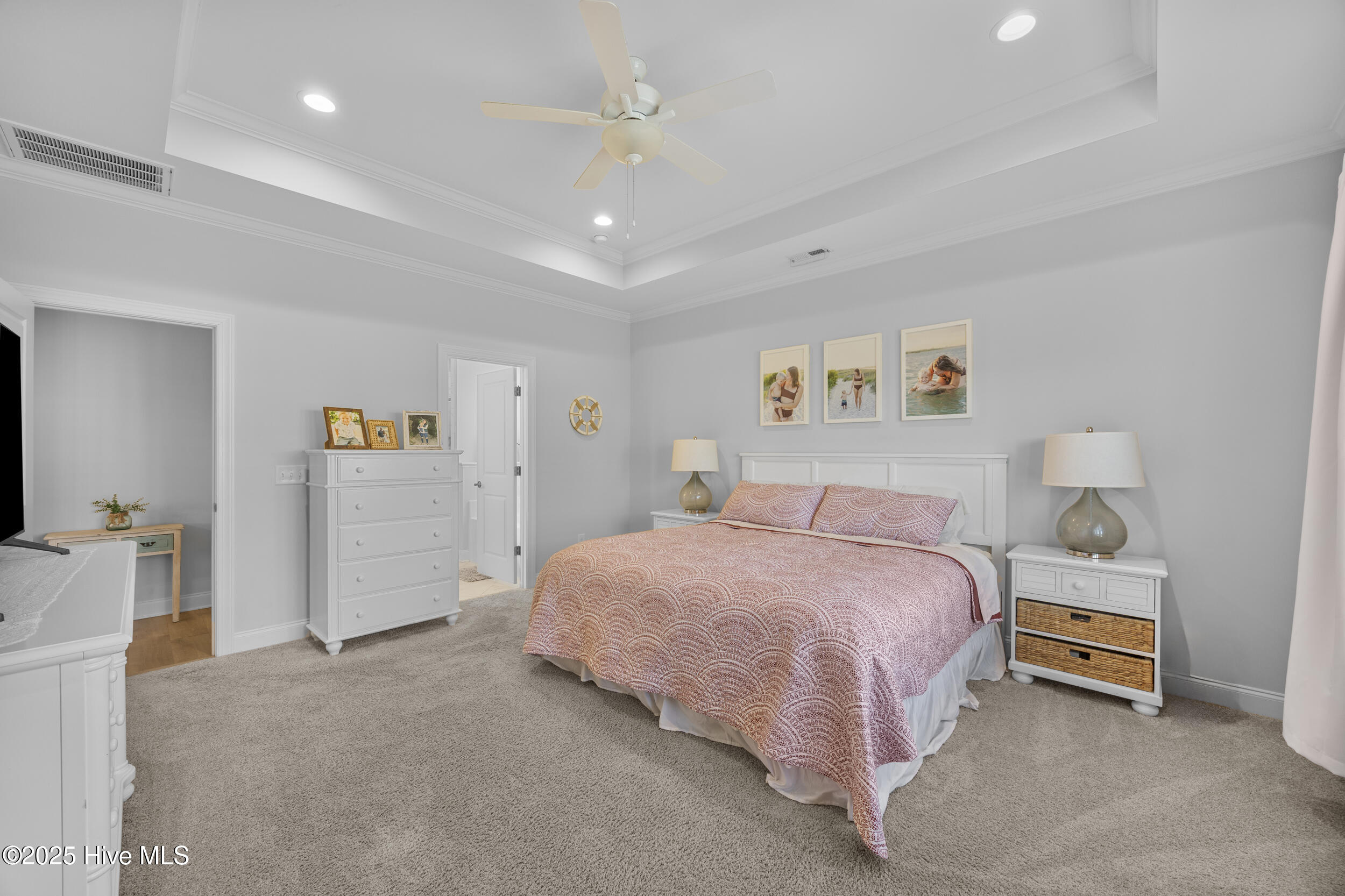 209 W West Yellow Lois Drive