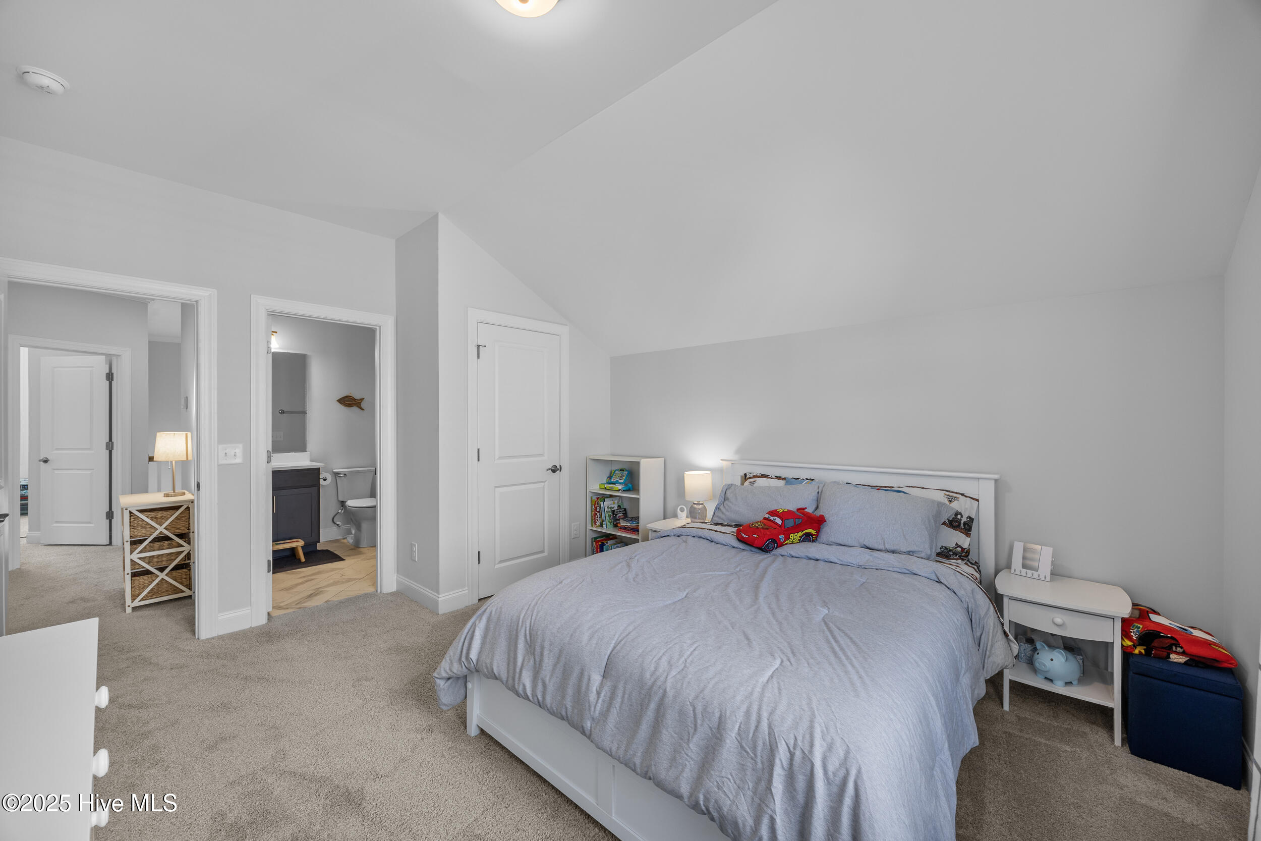 209 W West Yellow Lois Drive