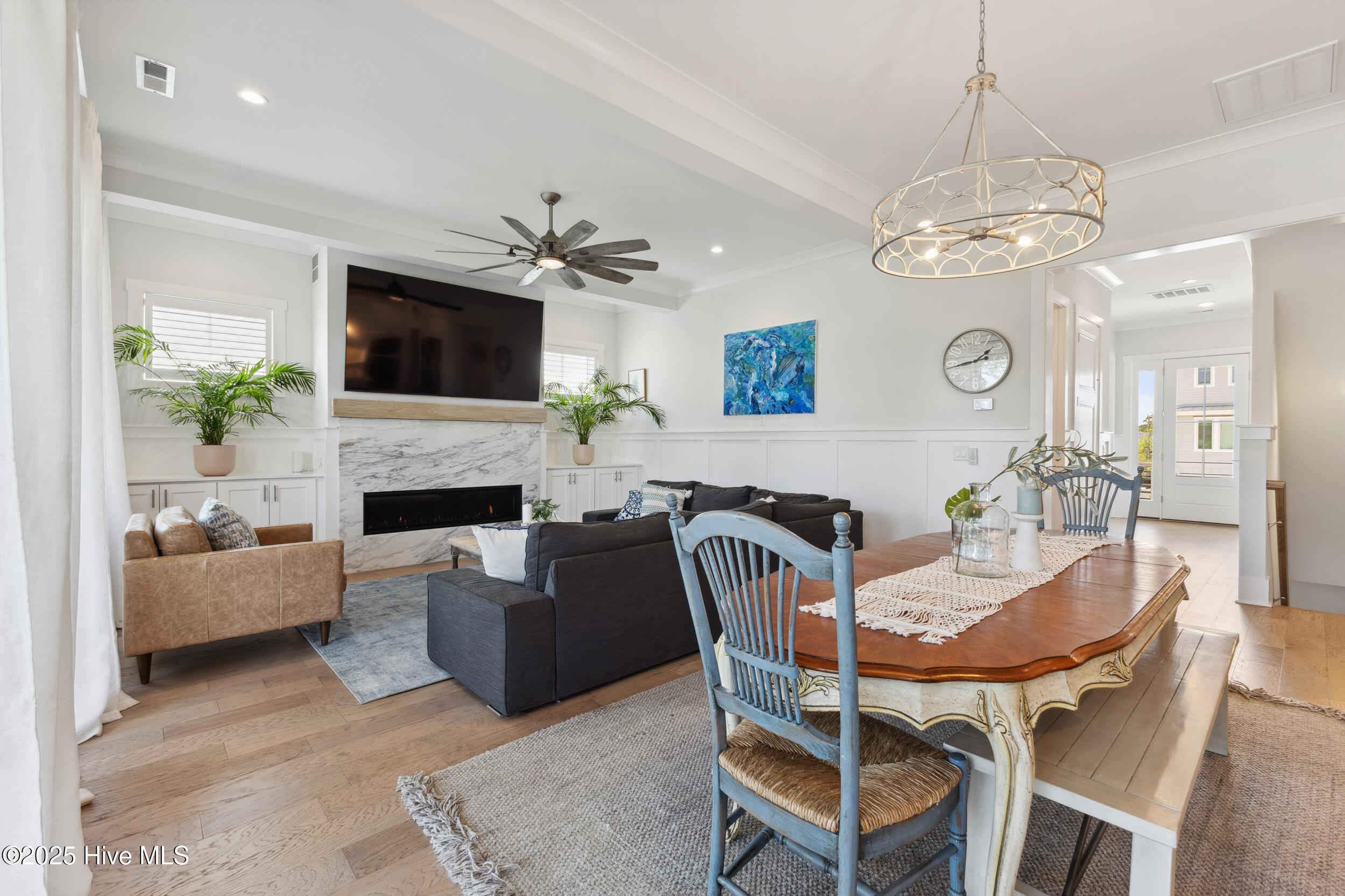 729 Waterstone Drive