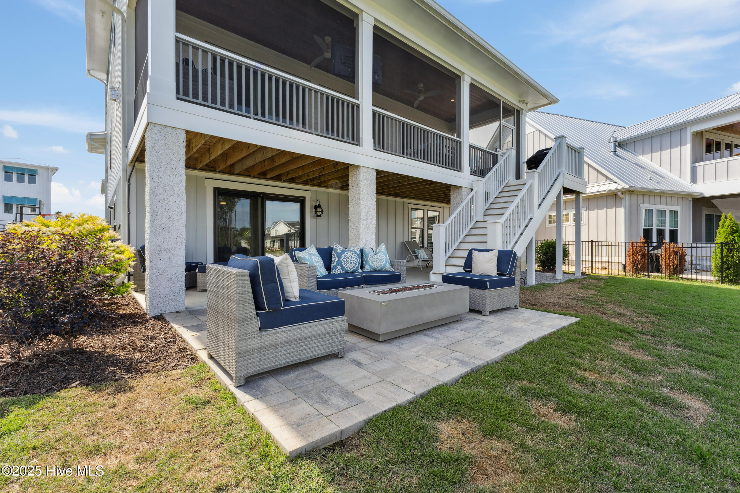 729 Waterstone Drive