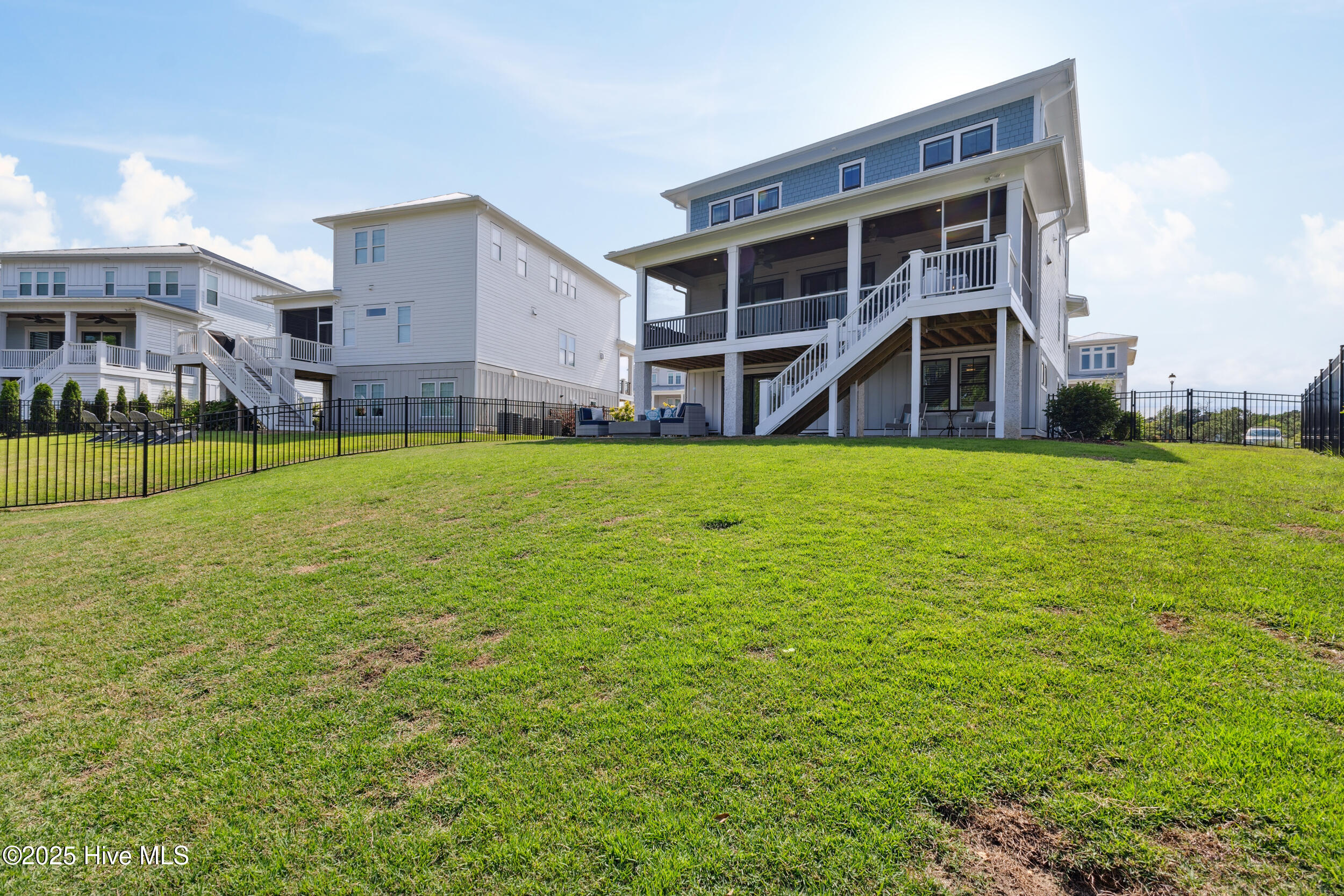 729 Waterstone Drive