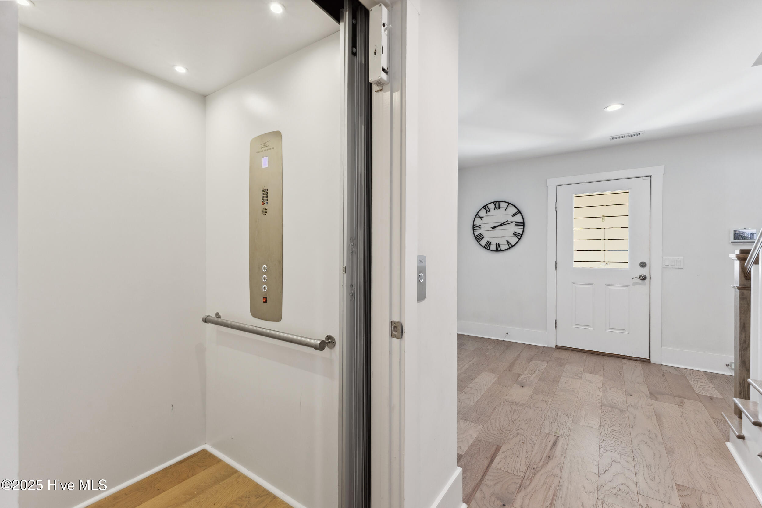 729 Waterstone Drive