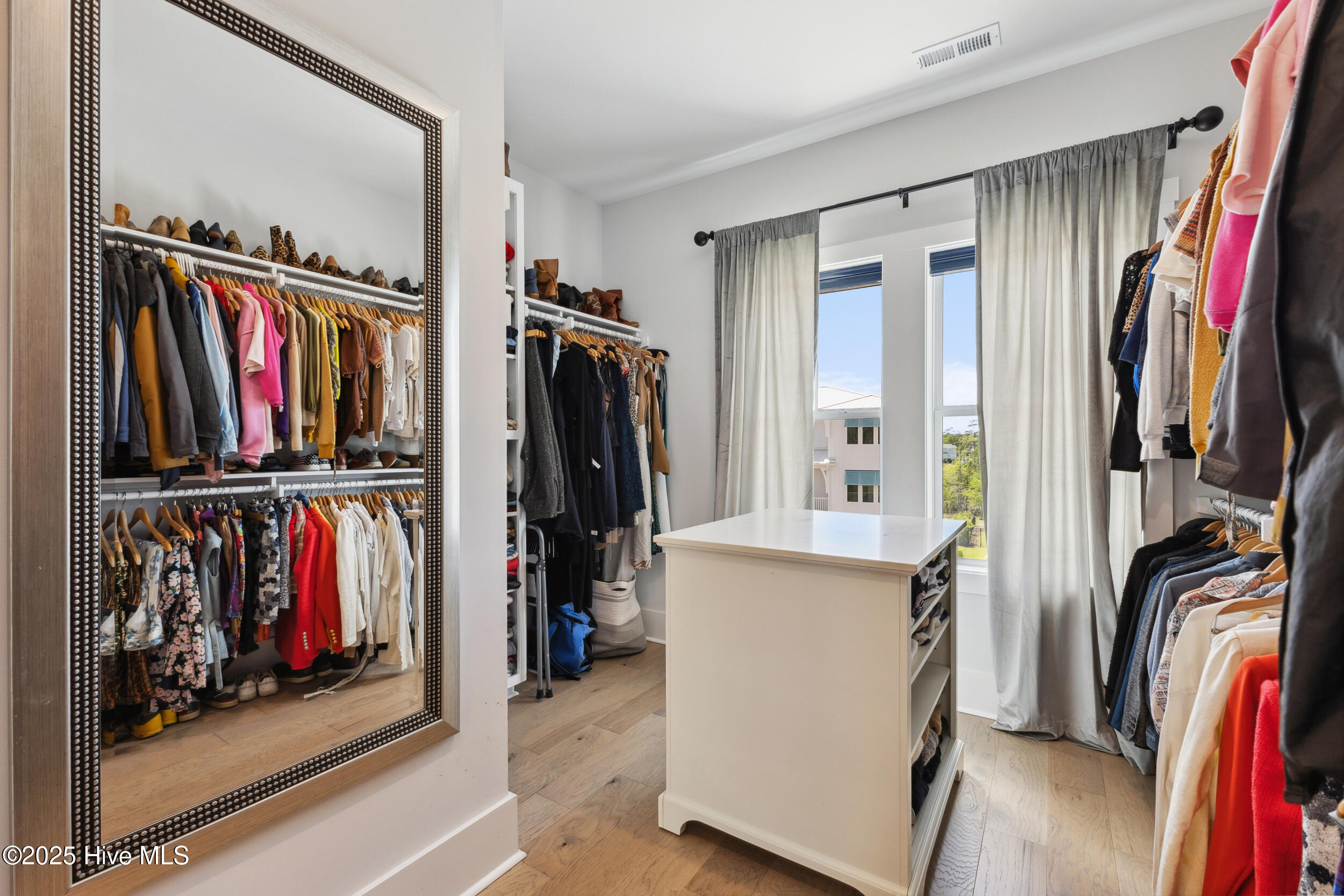 729 Waterstone Drive