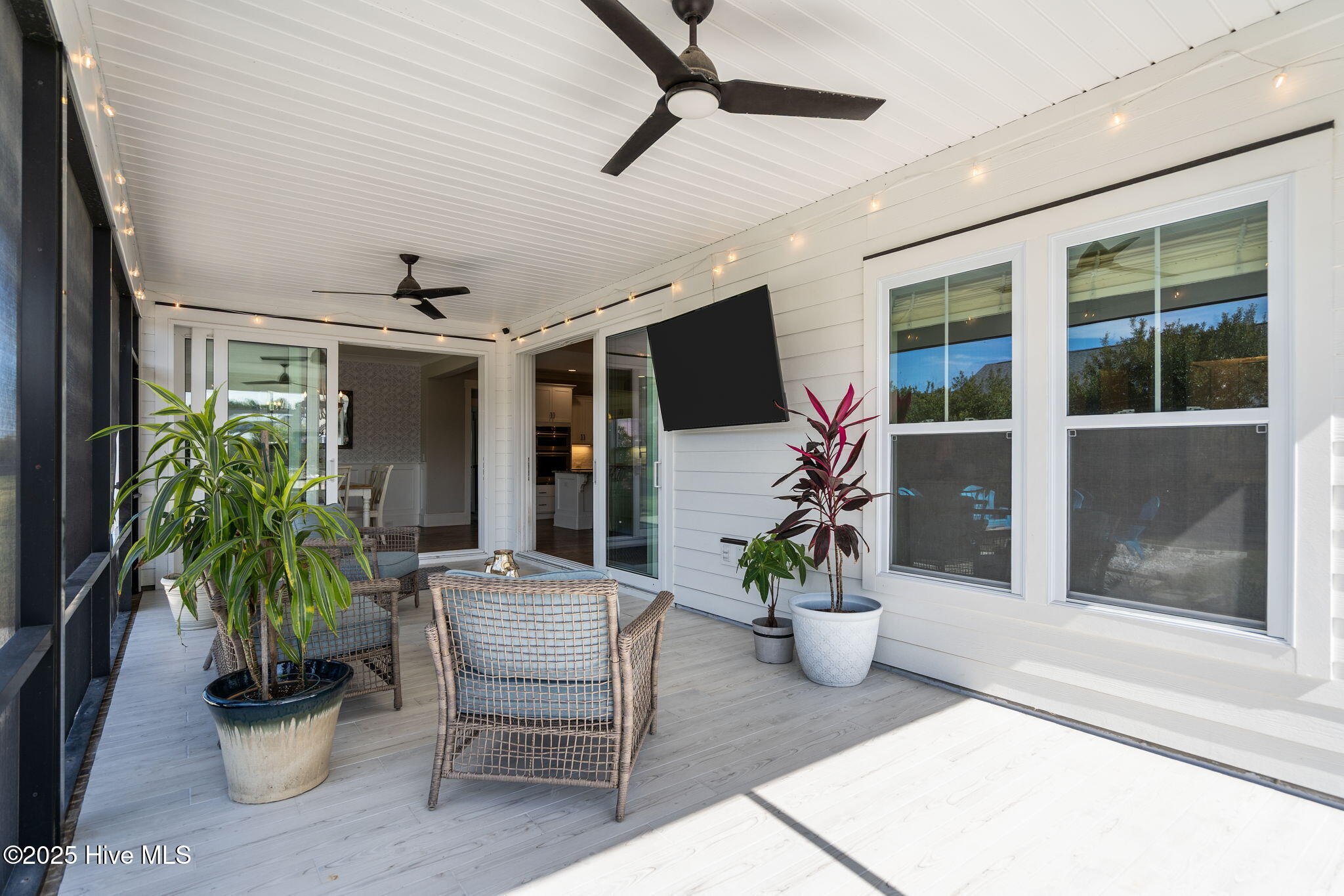 186 E Keel Drive