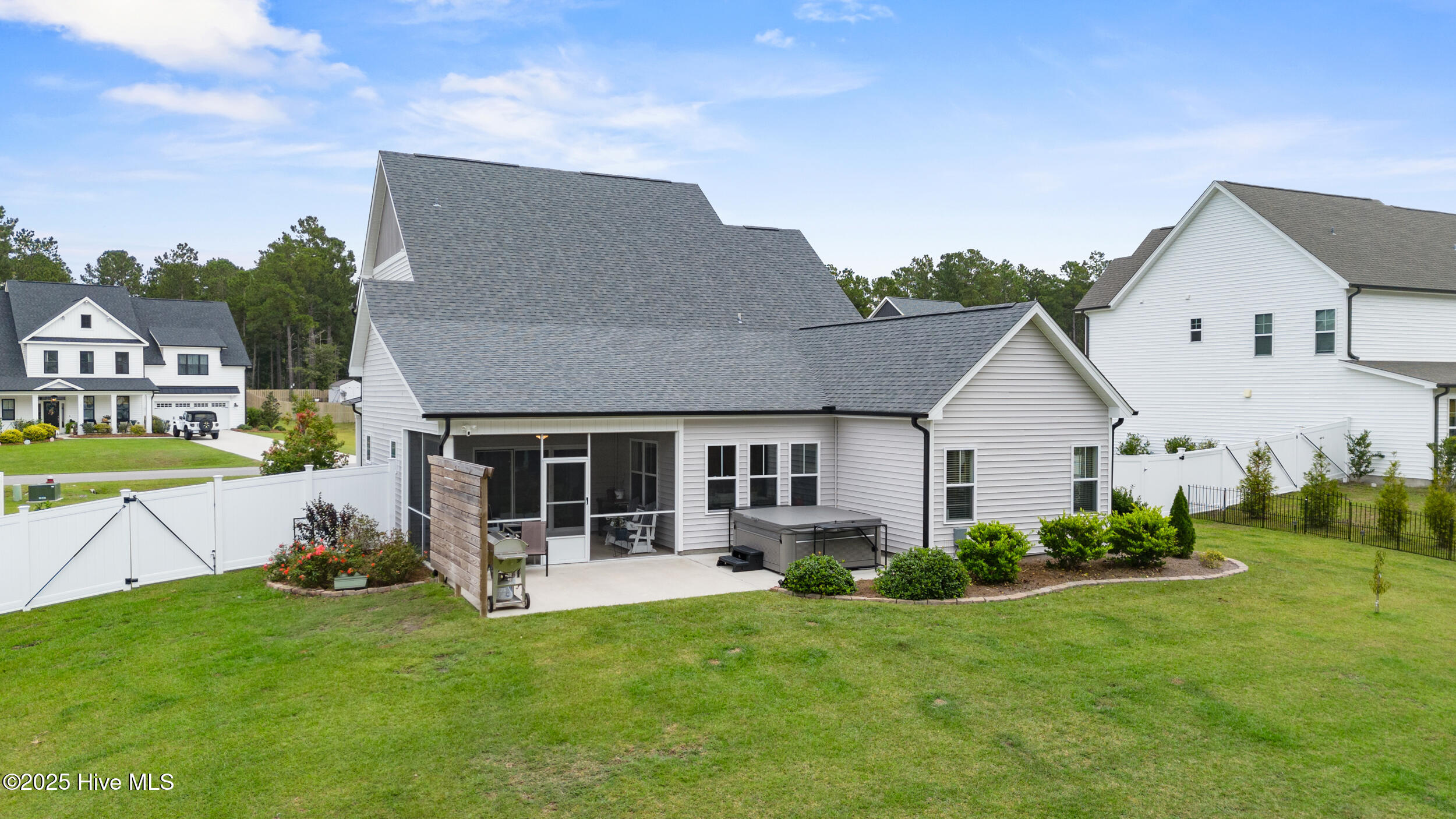 126 Saratoga Way
