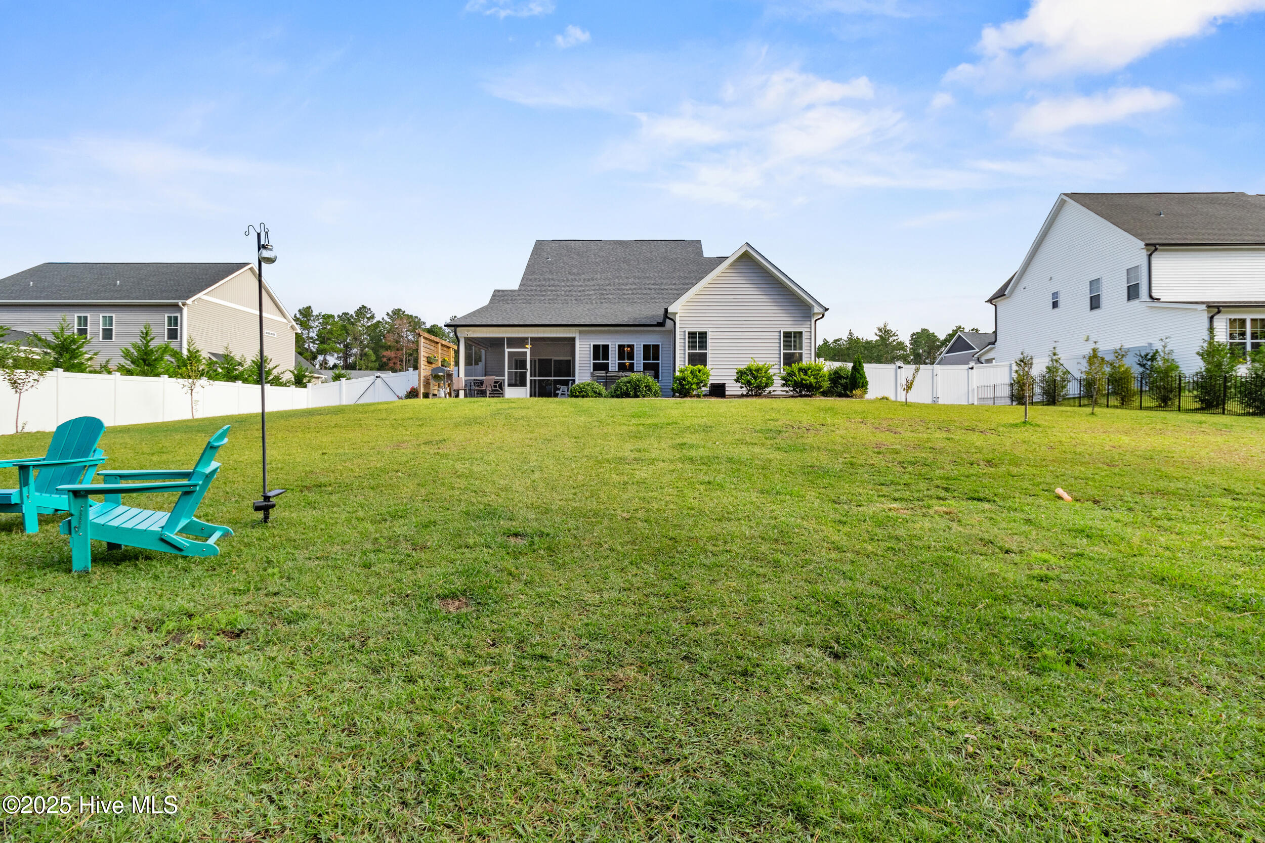 126 Saratoga Way