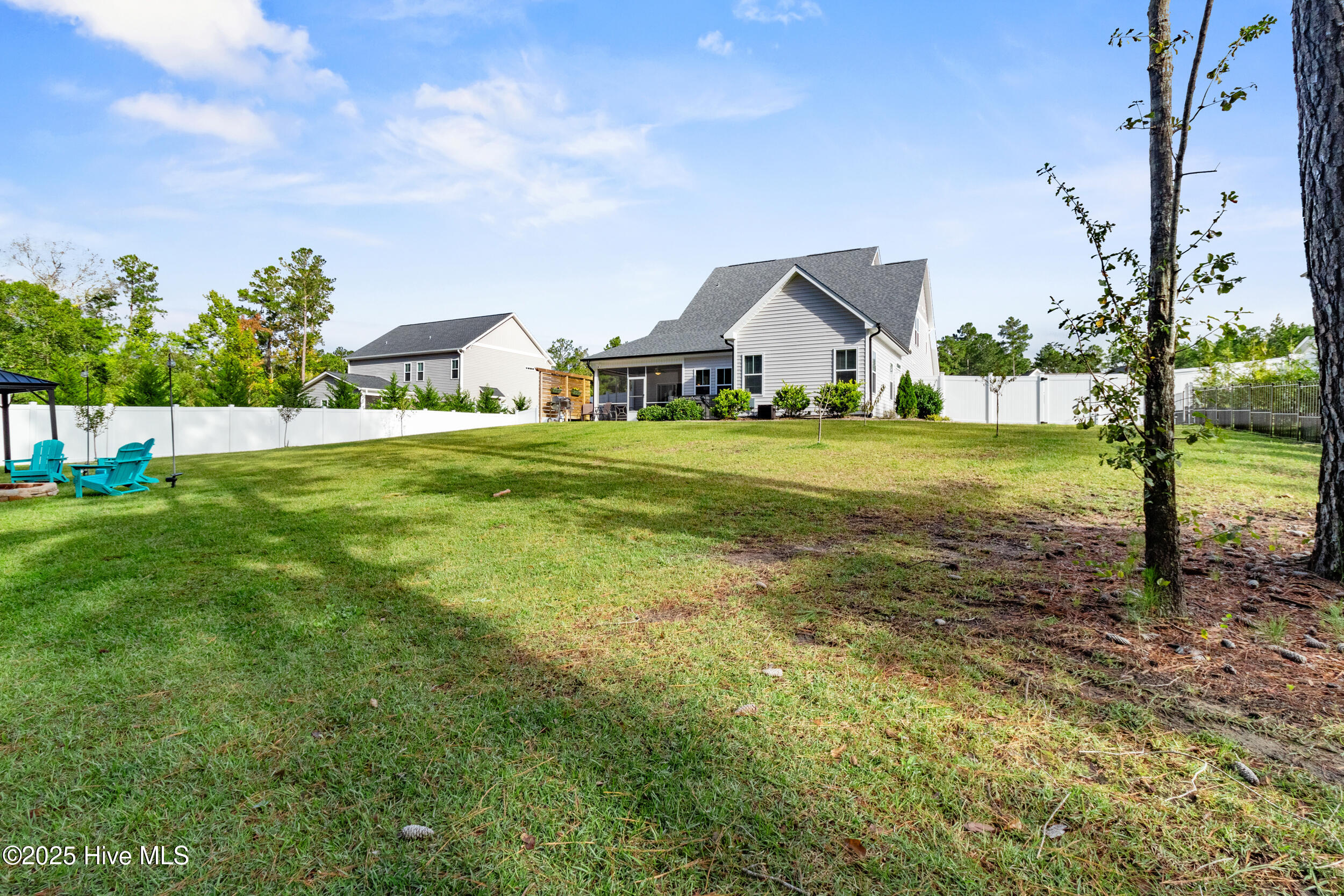 126 Saratoga Way