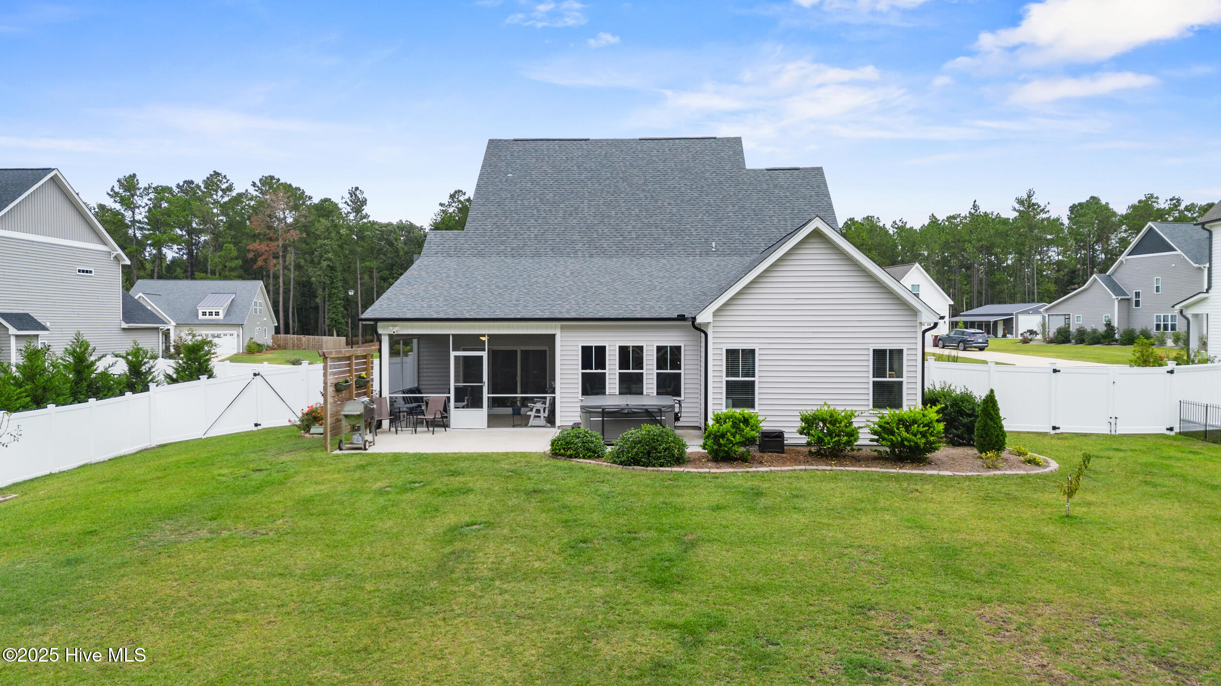 126 Saratoga Way