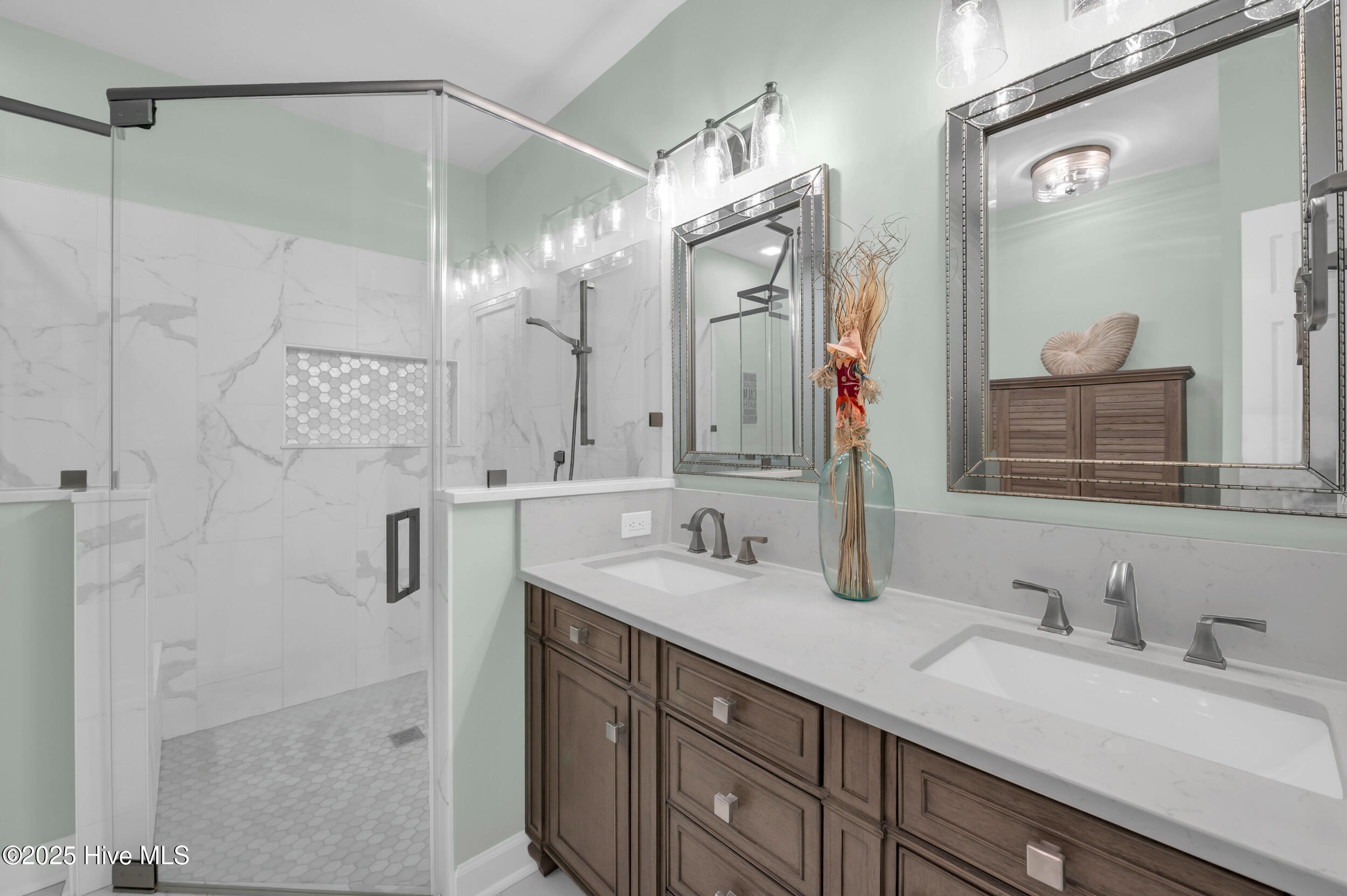 1155 Greensview Circle, Leland