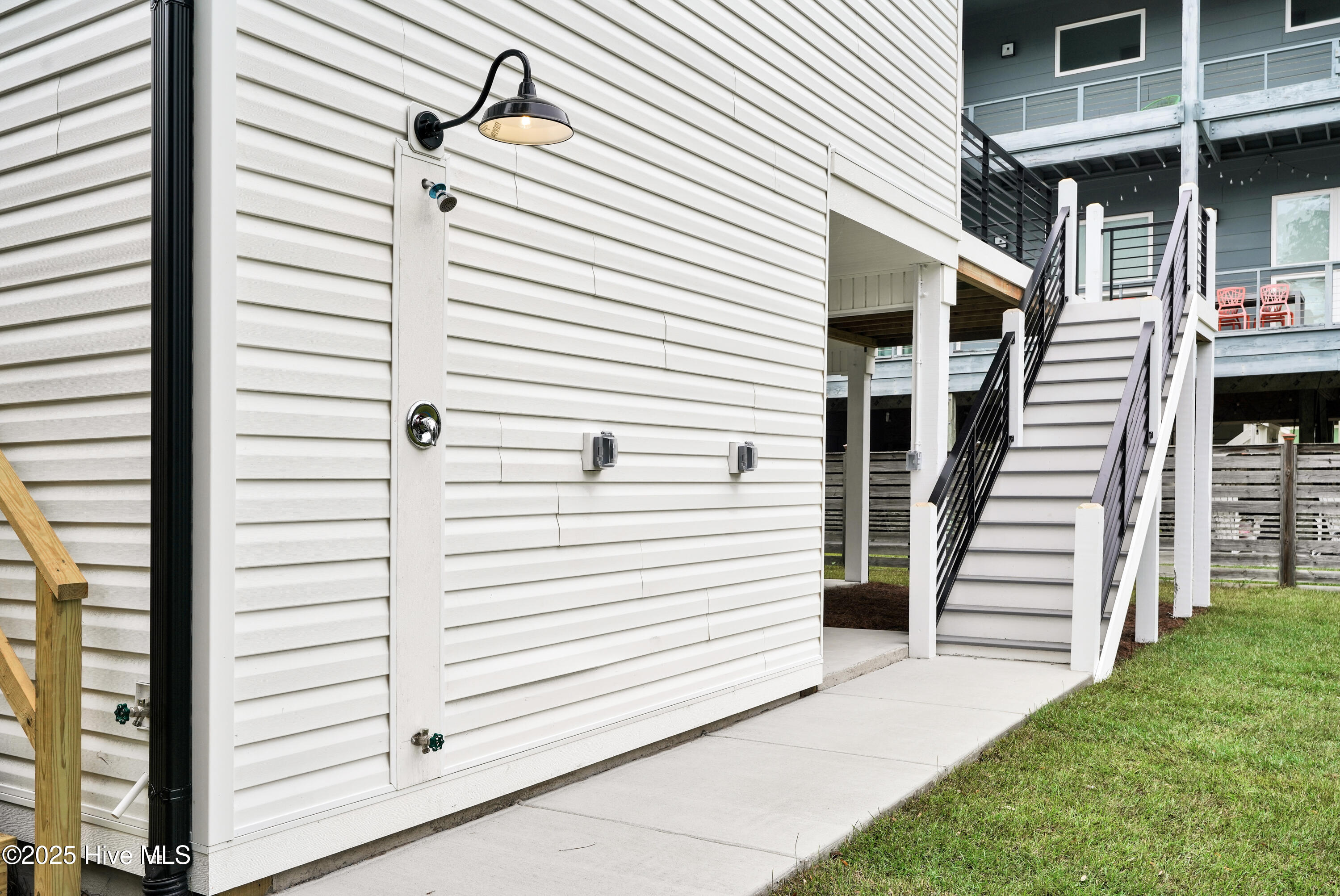 406 Birmingham Avenue, Carolina Beach