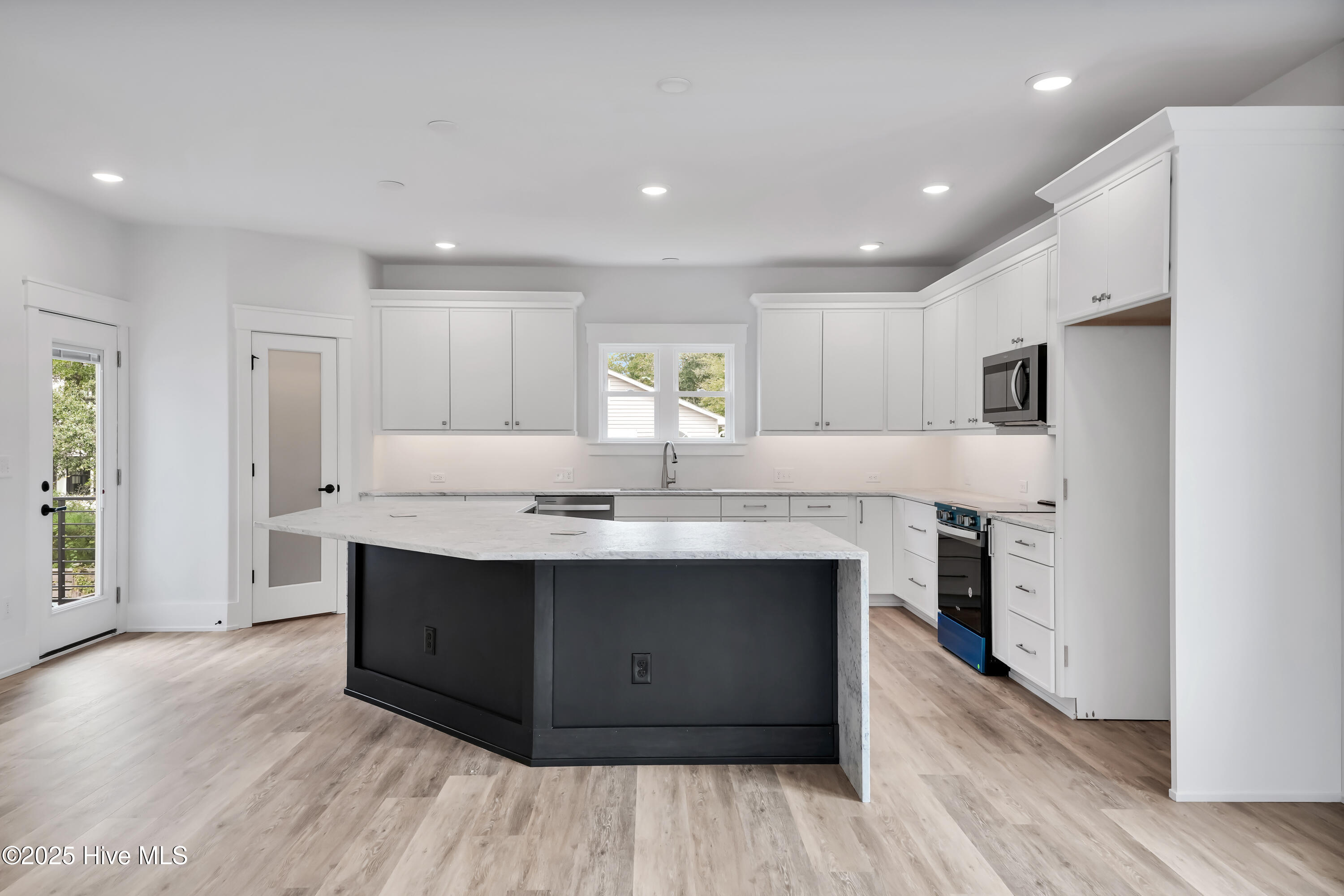 406 Birmingham Avenue, Carolina Beach