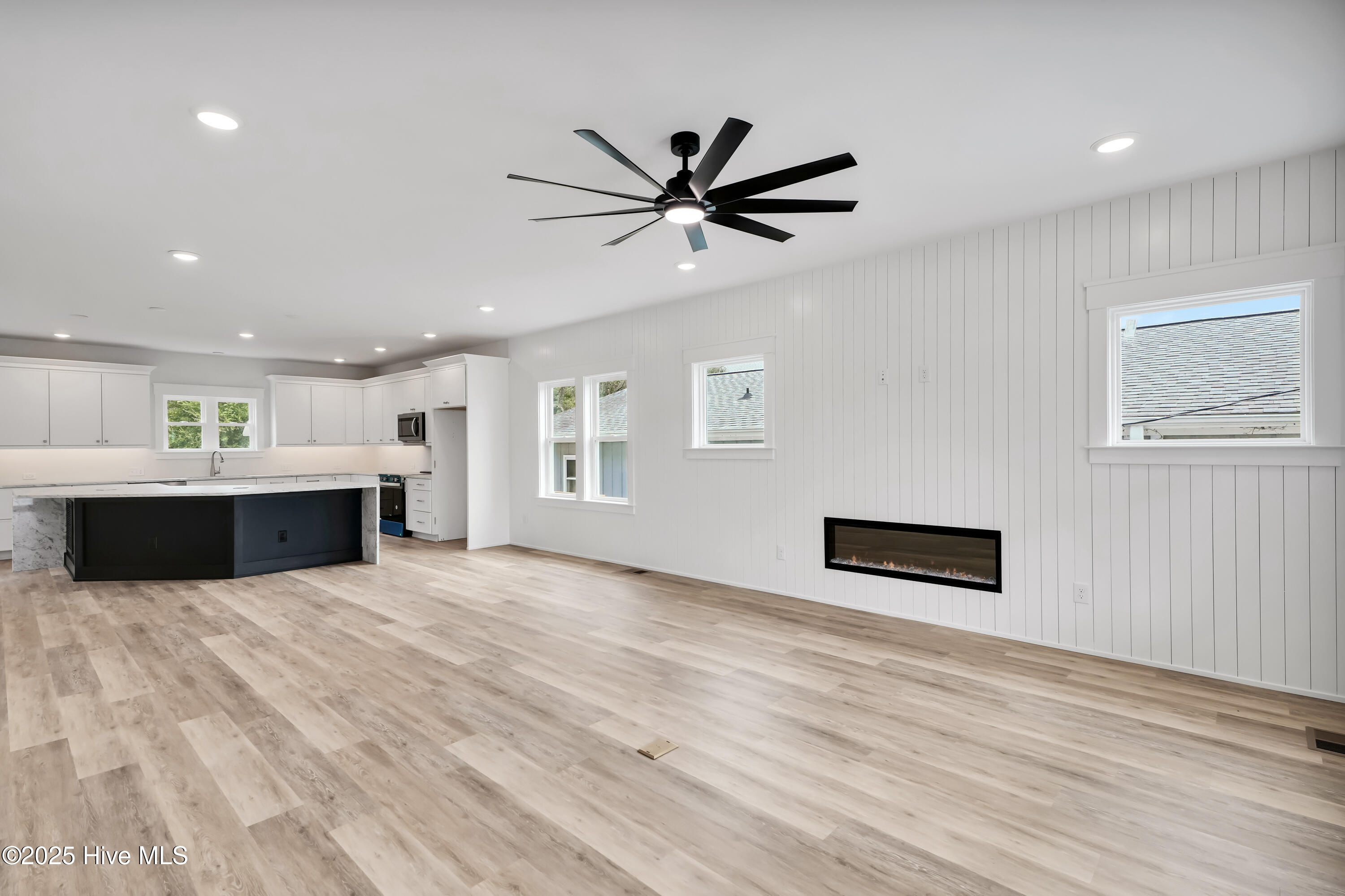 406 Birmingham Avenue, Carolina Beach