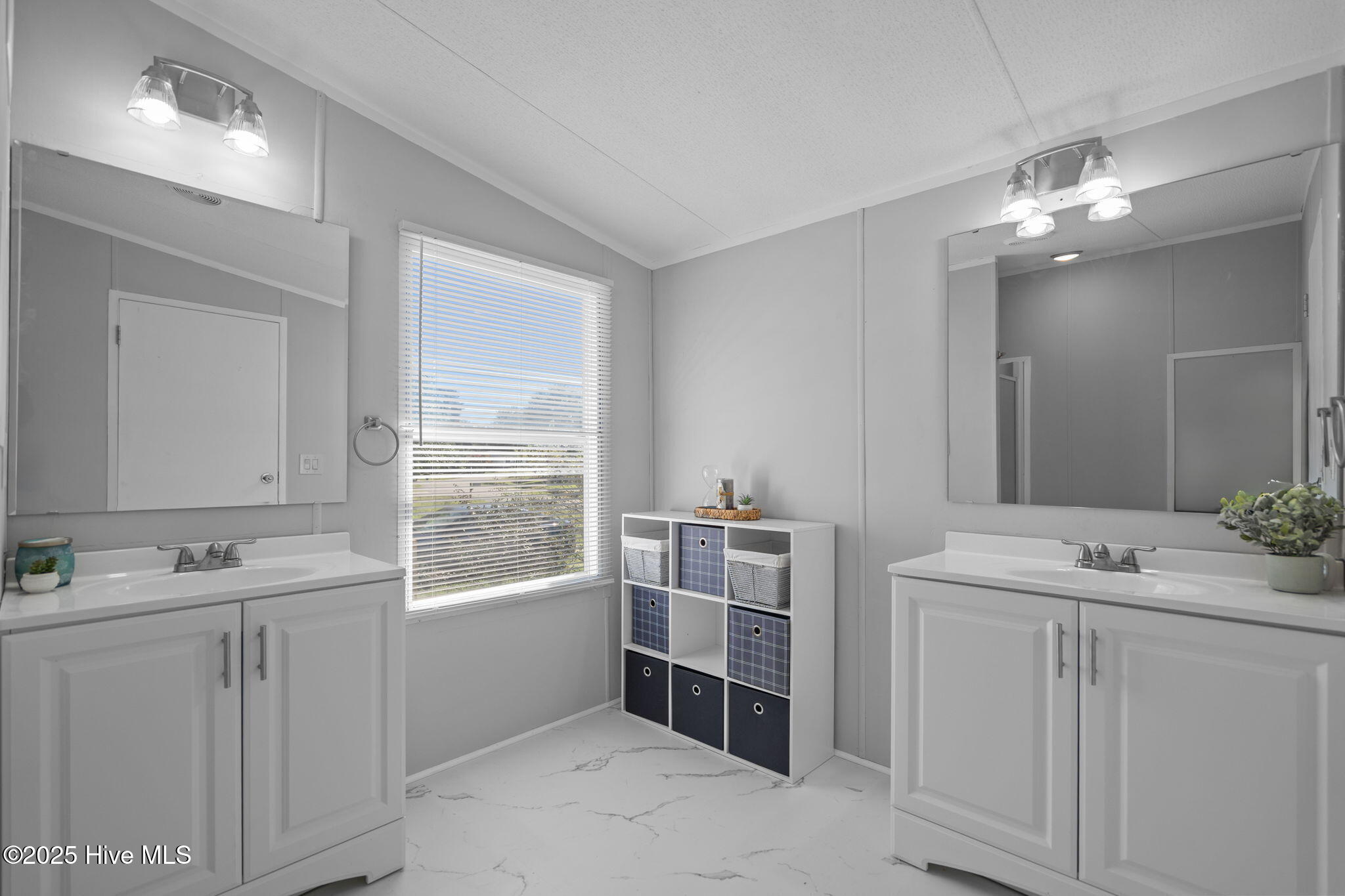 414 Evanston Drive, Leland