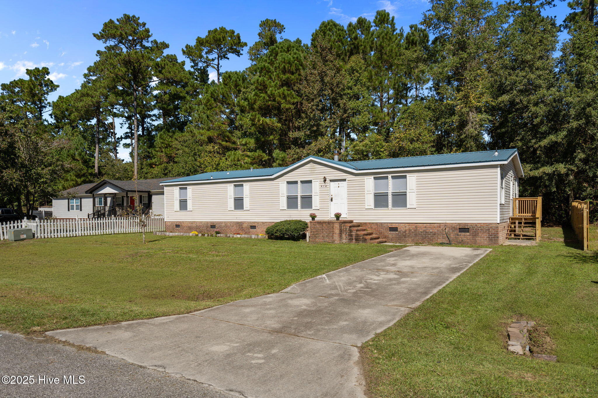 414 Evanston Drive, Leland