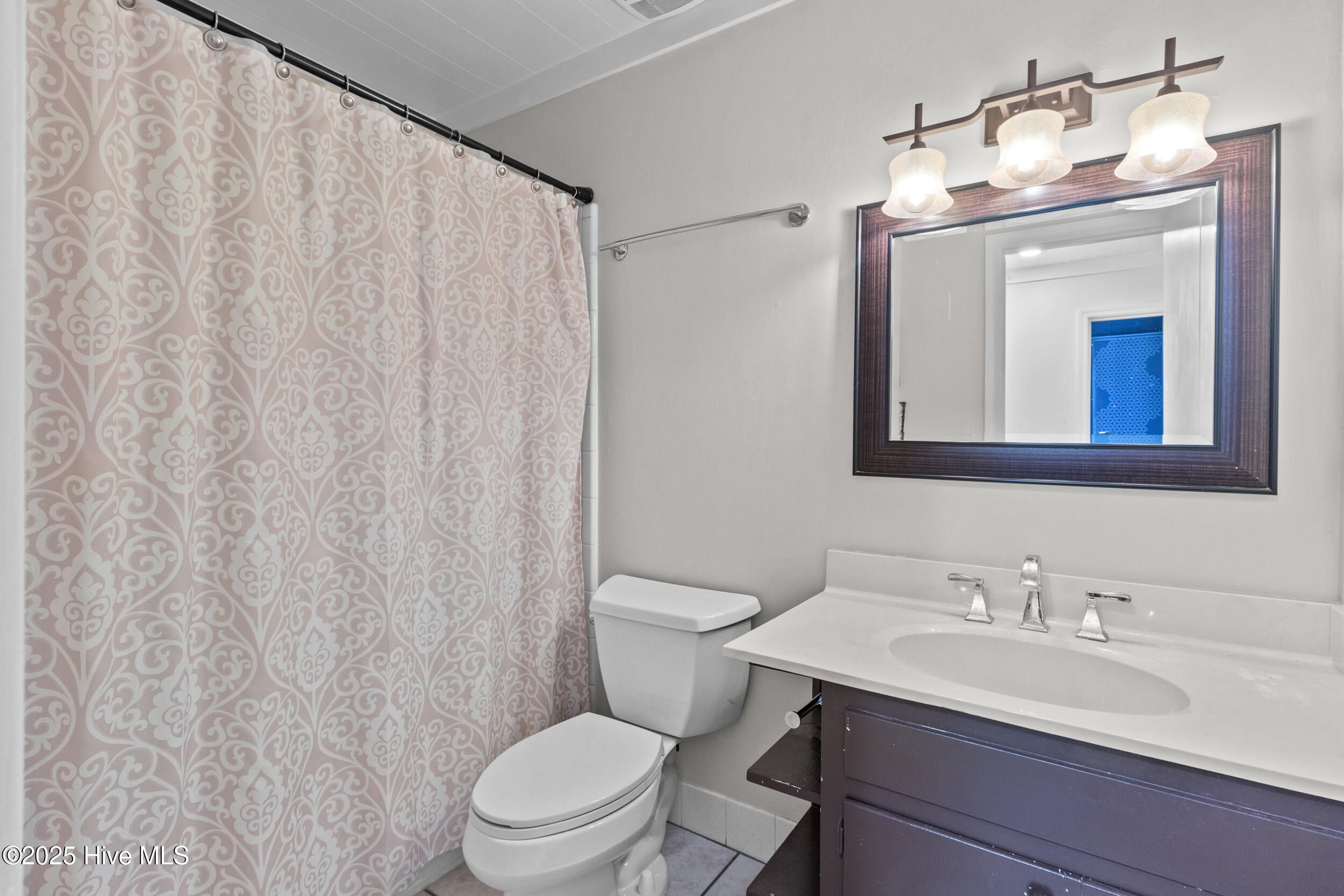 113 Long John Silver Drive