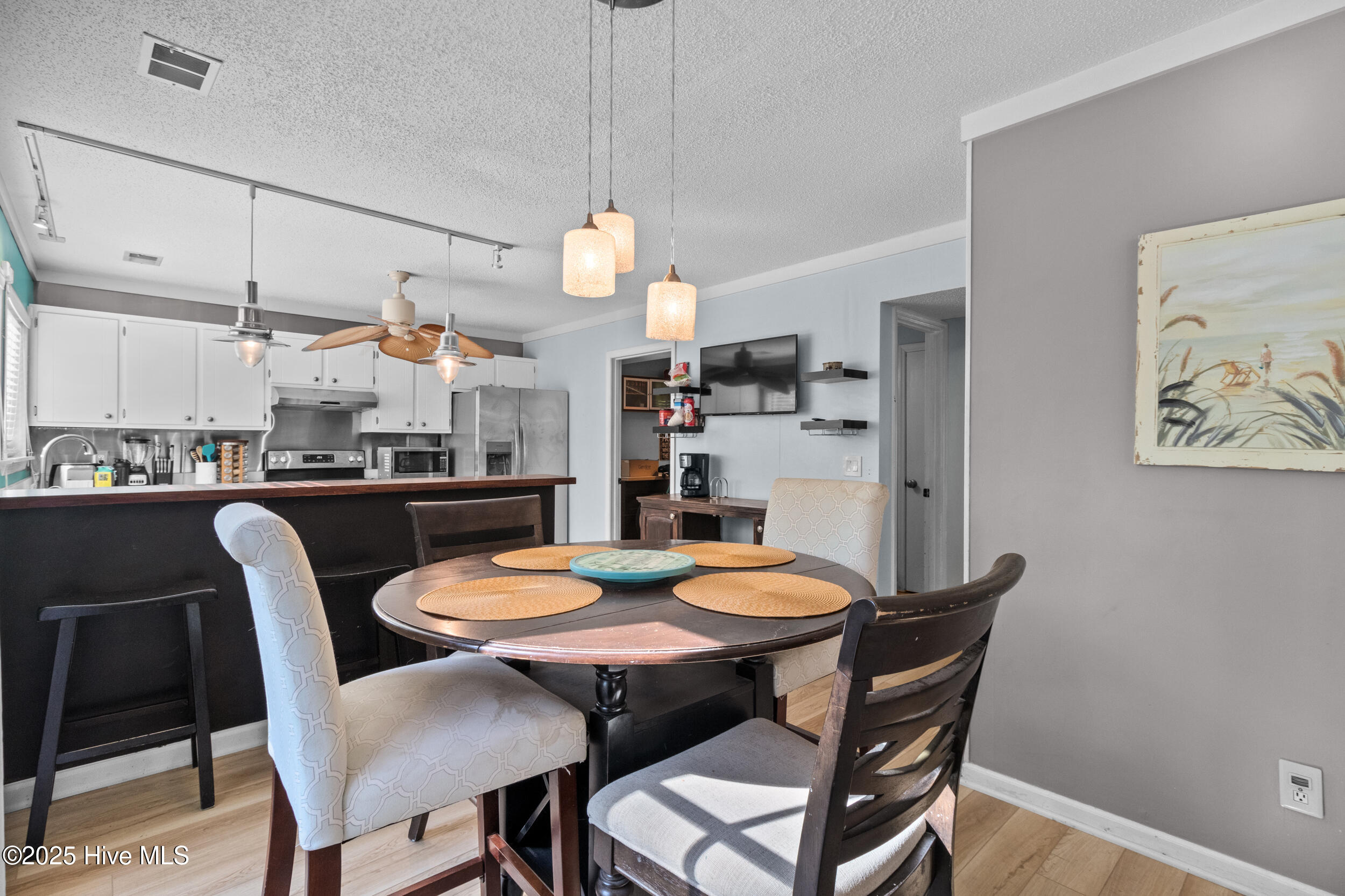 113 Long John Silver Drive