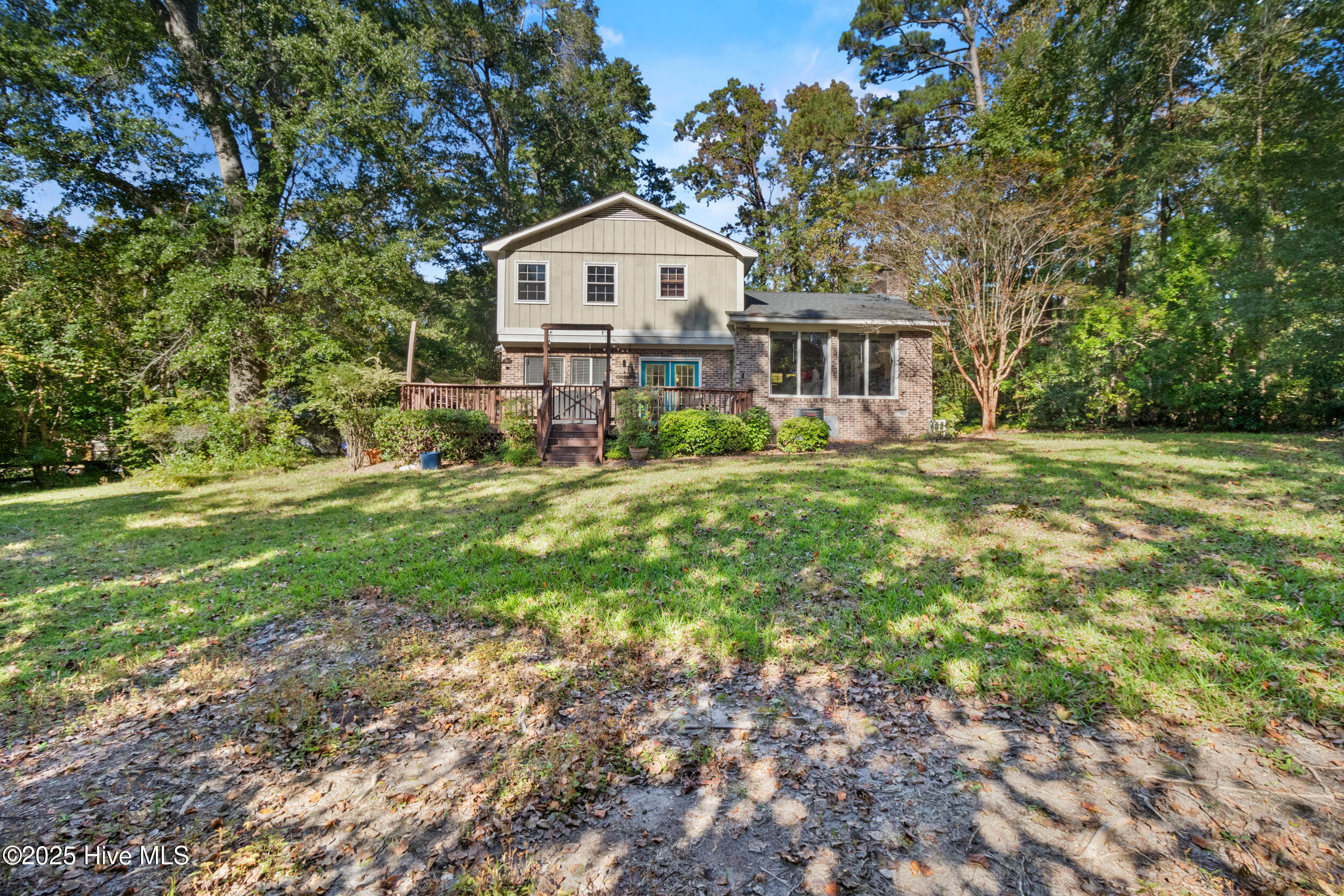 113 Long John Silver Drive