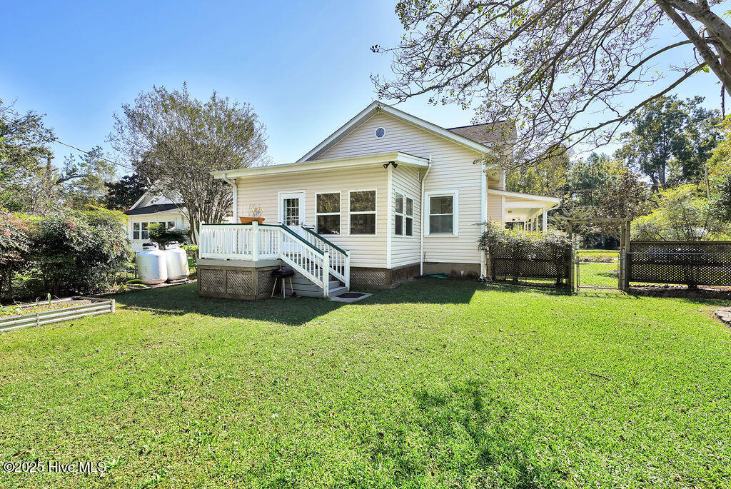 370 Carr Avenue